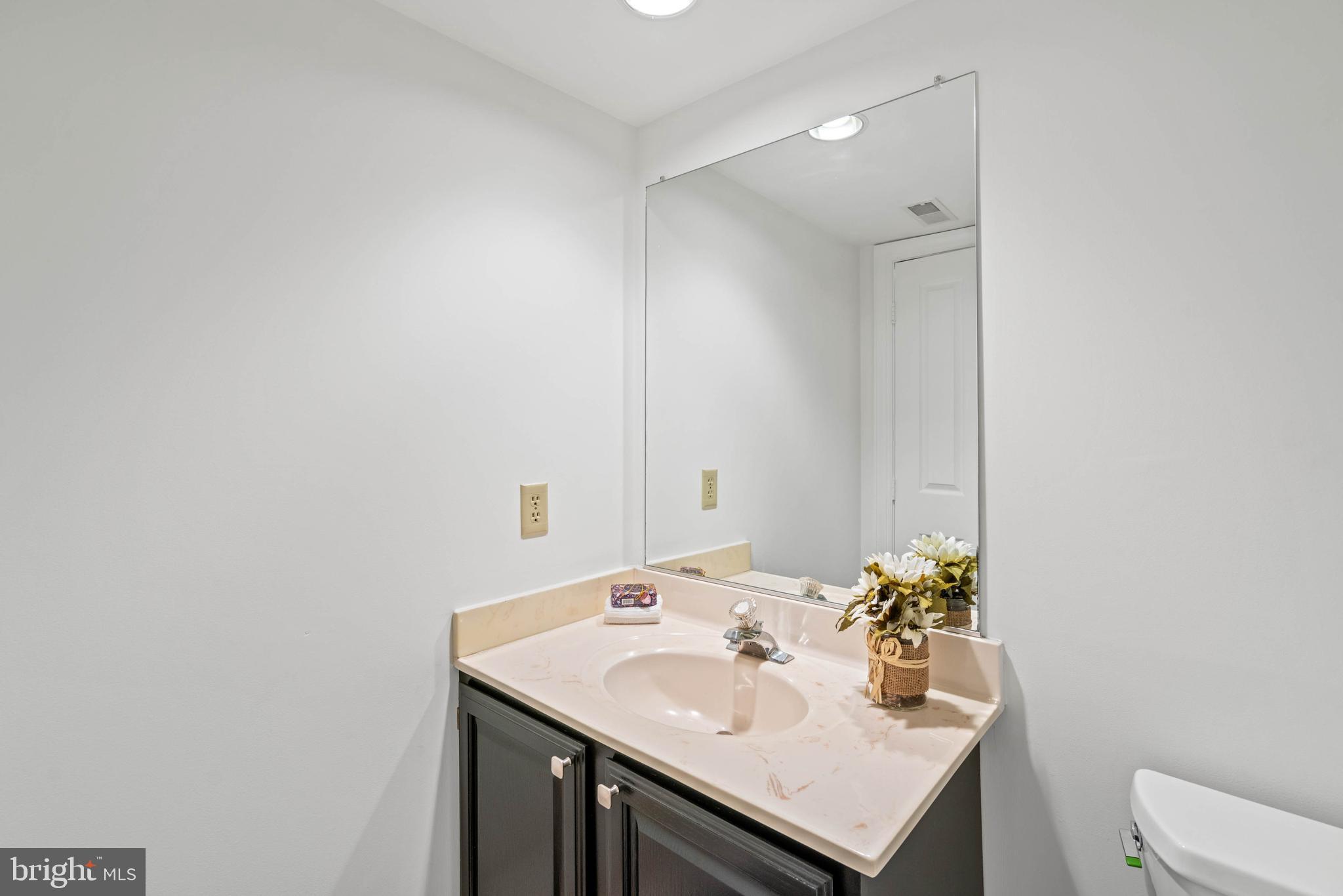 BELLS MILL SPRINGS - Residential Lease