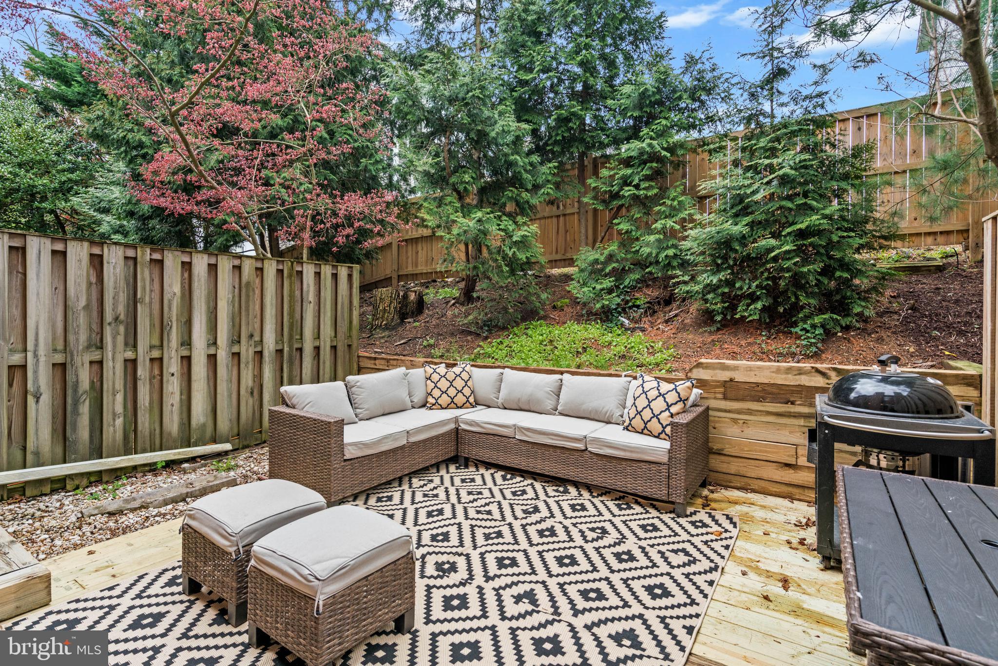 BELLS MILL SPRINGS - Residential Lease