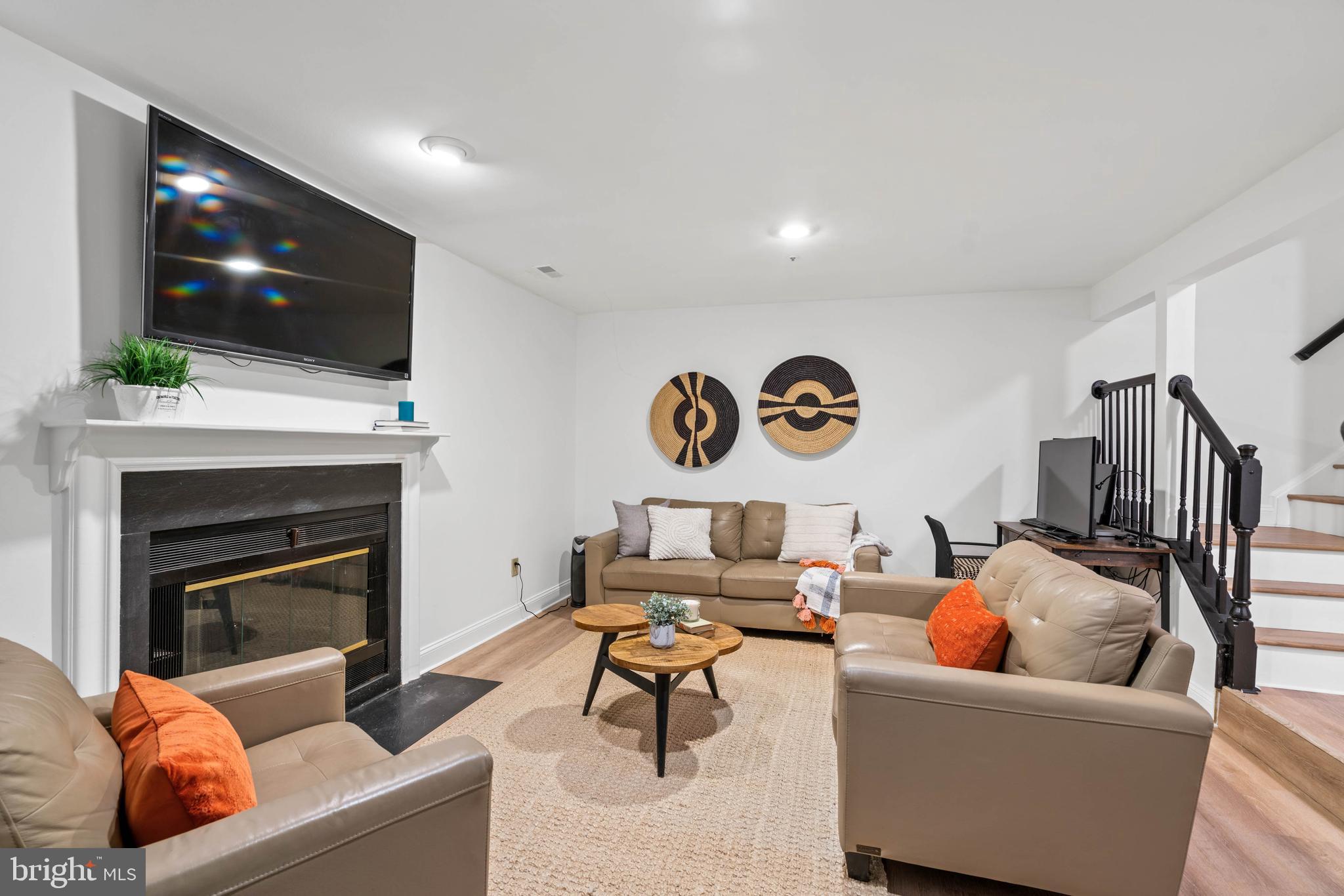 BELLS MILL SPRINGS - Residential Lease