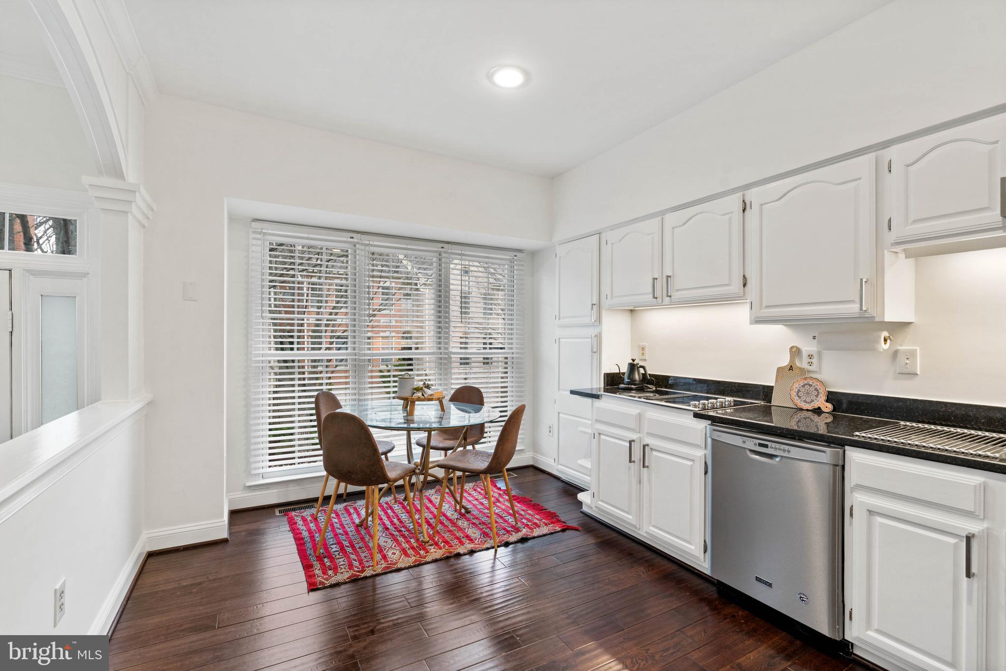 BELLS MILL SPRINGS - Residential Lease