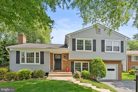 3472 LYON PARK COURT WOODBRIDGE VA 22192