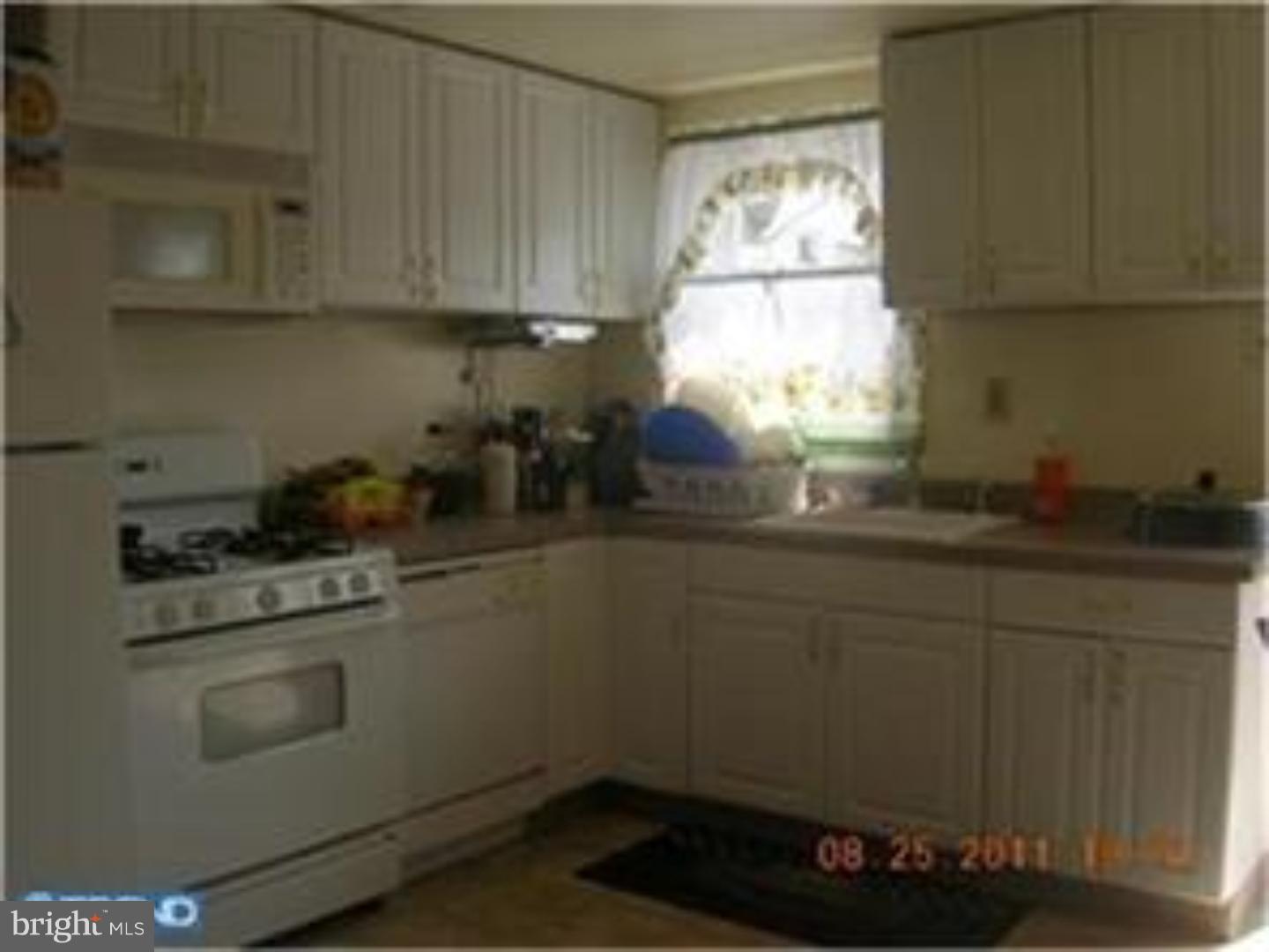 MAYFAIR - Residential Lease