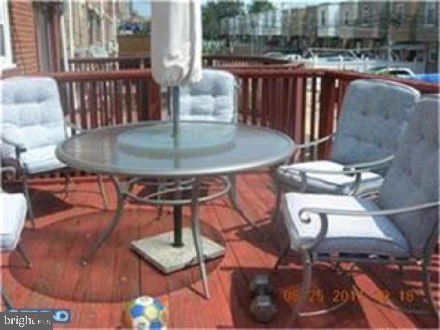 MAYFAIR - Residential Lease