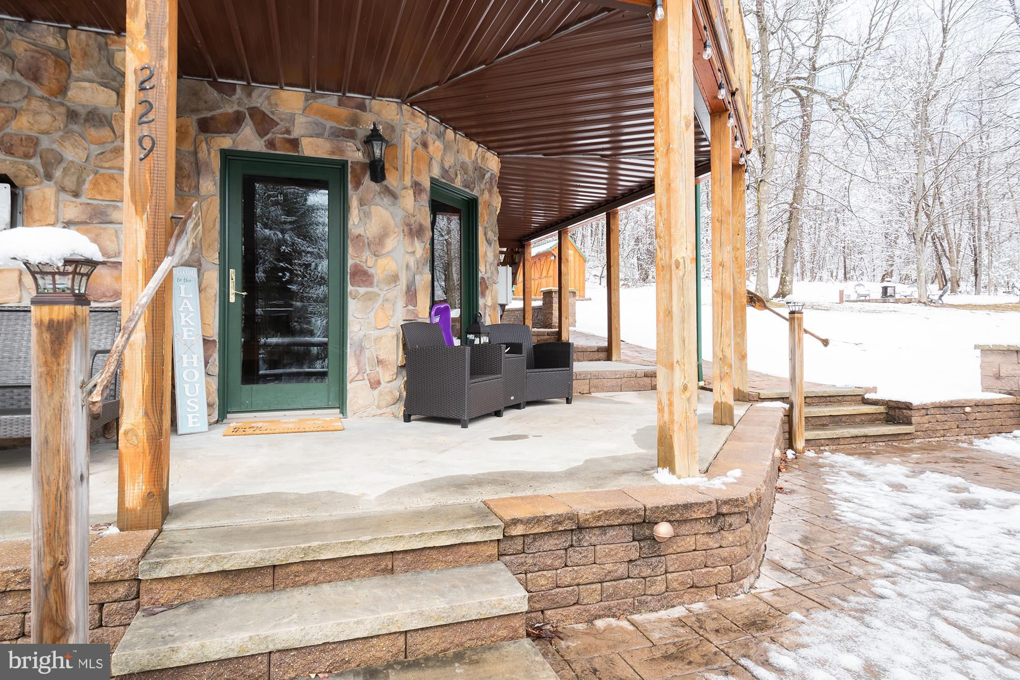 LAKEWOOD VILLAGE - Residential