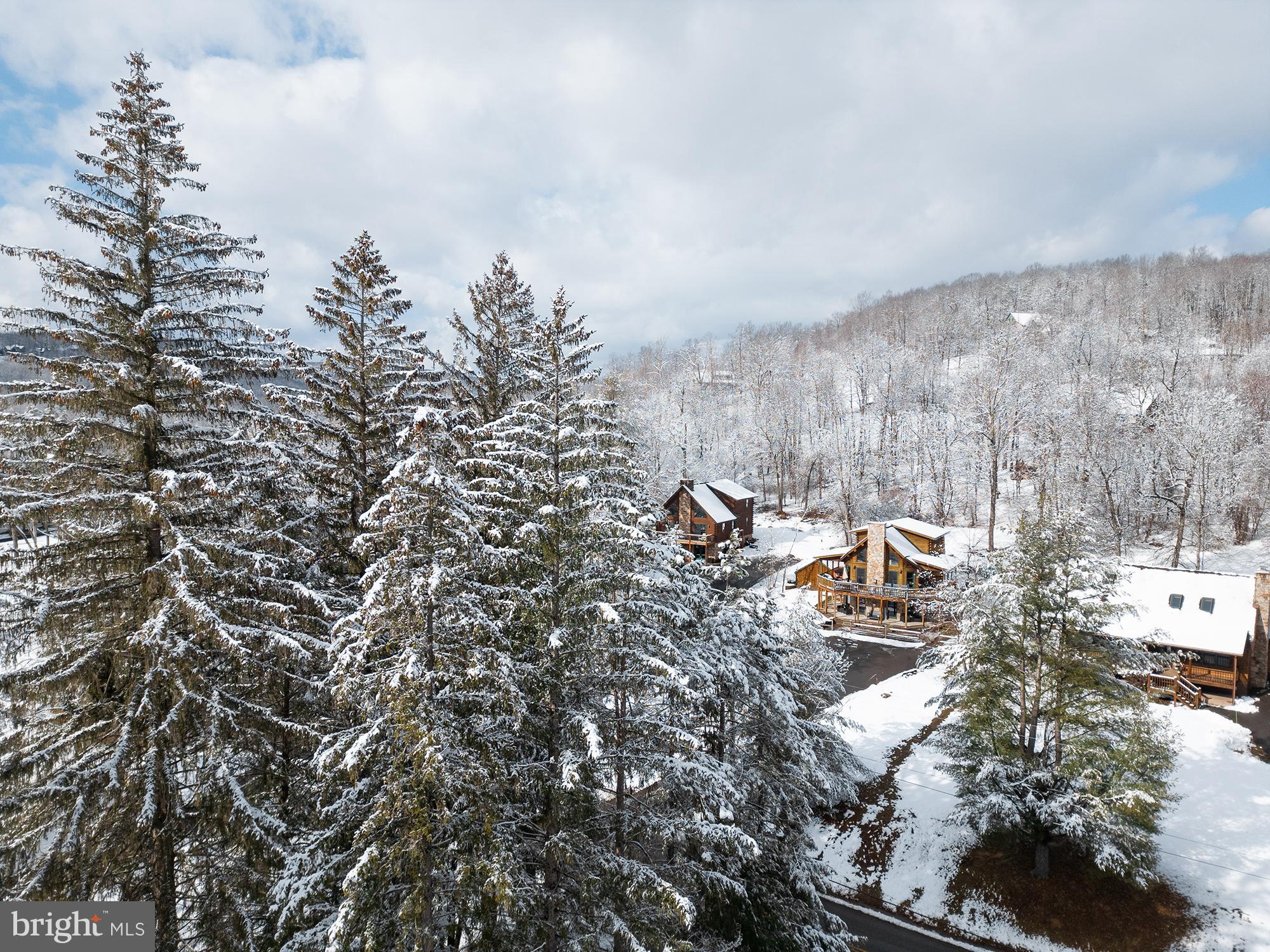 LAKEWOOD VILLAGE - Residential