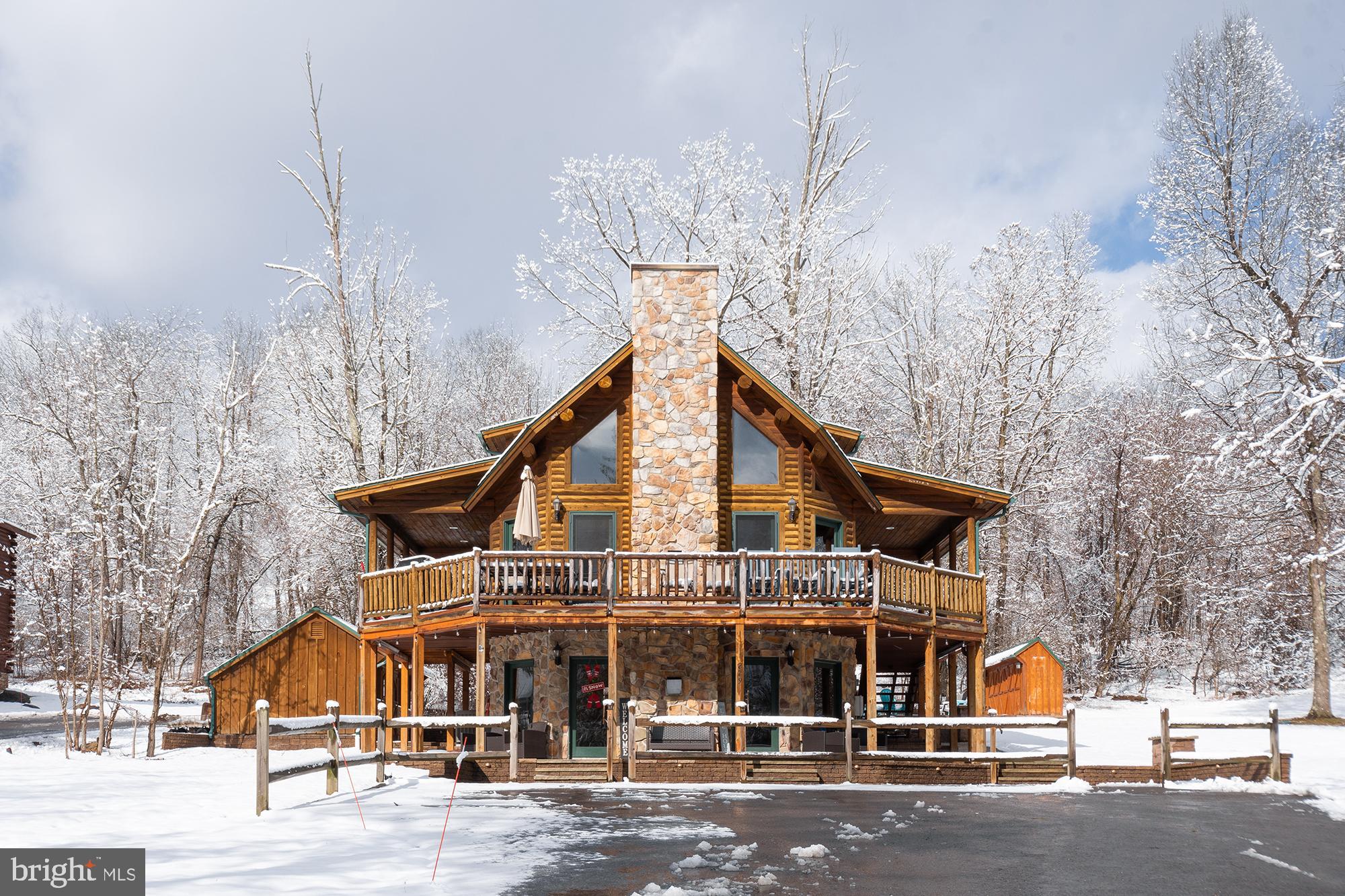 LAKEWOOD VILLAGE - Residential