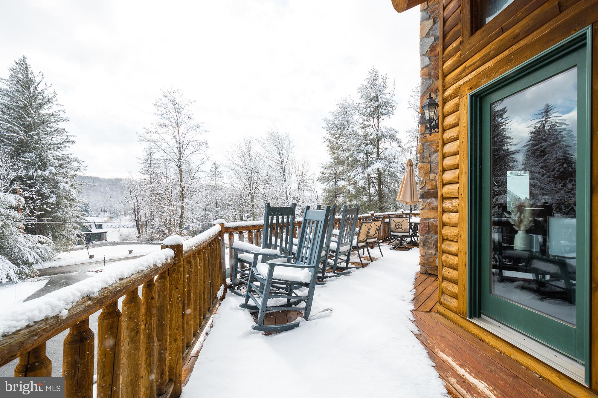 LAKEWOOD VILLAGE - Residential