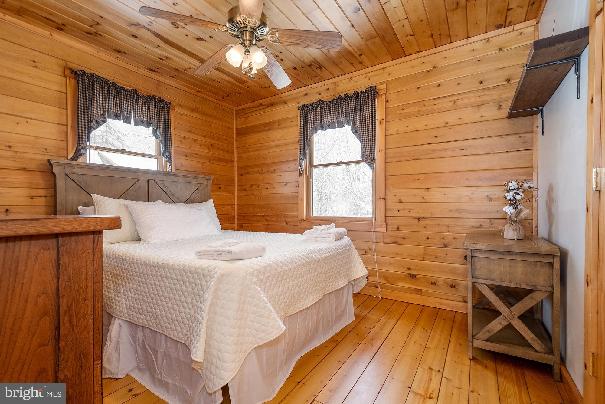 LAKEWOOD VILLAGE - Residential