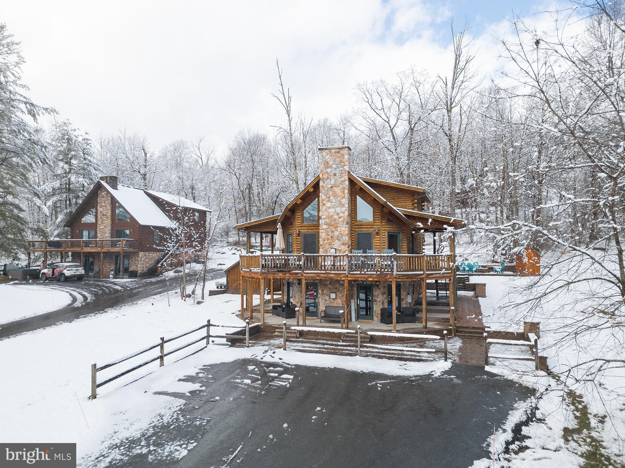 LAKEWOOD VILLAGE - Residential