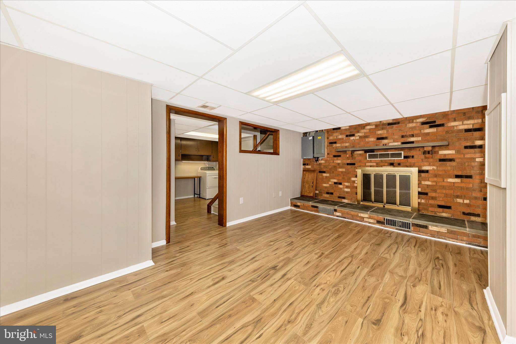 VIERS MILL VILLAGE - Residential