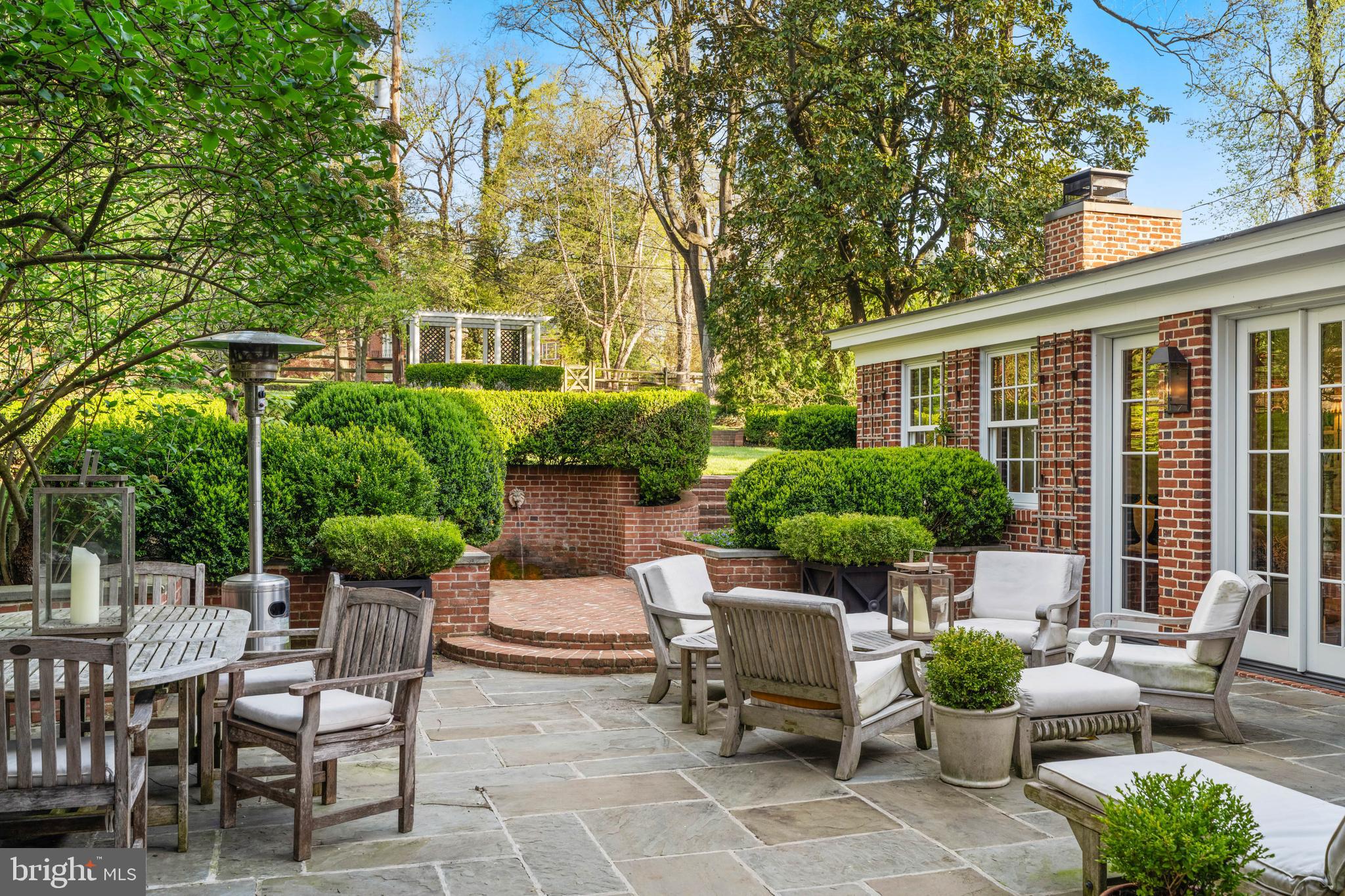 GUILFORD - Residential