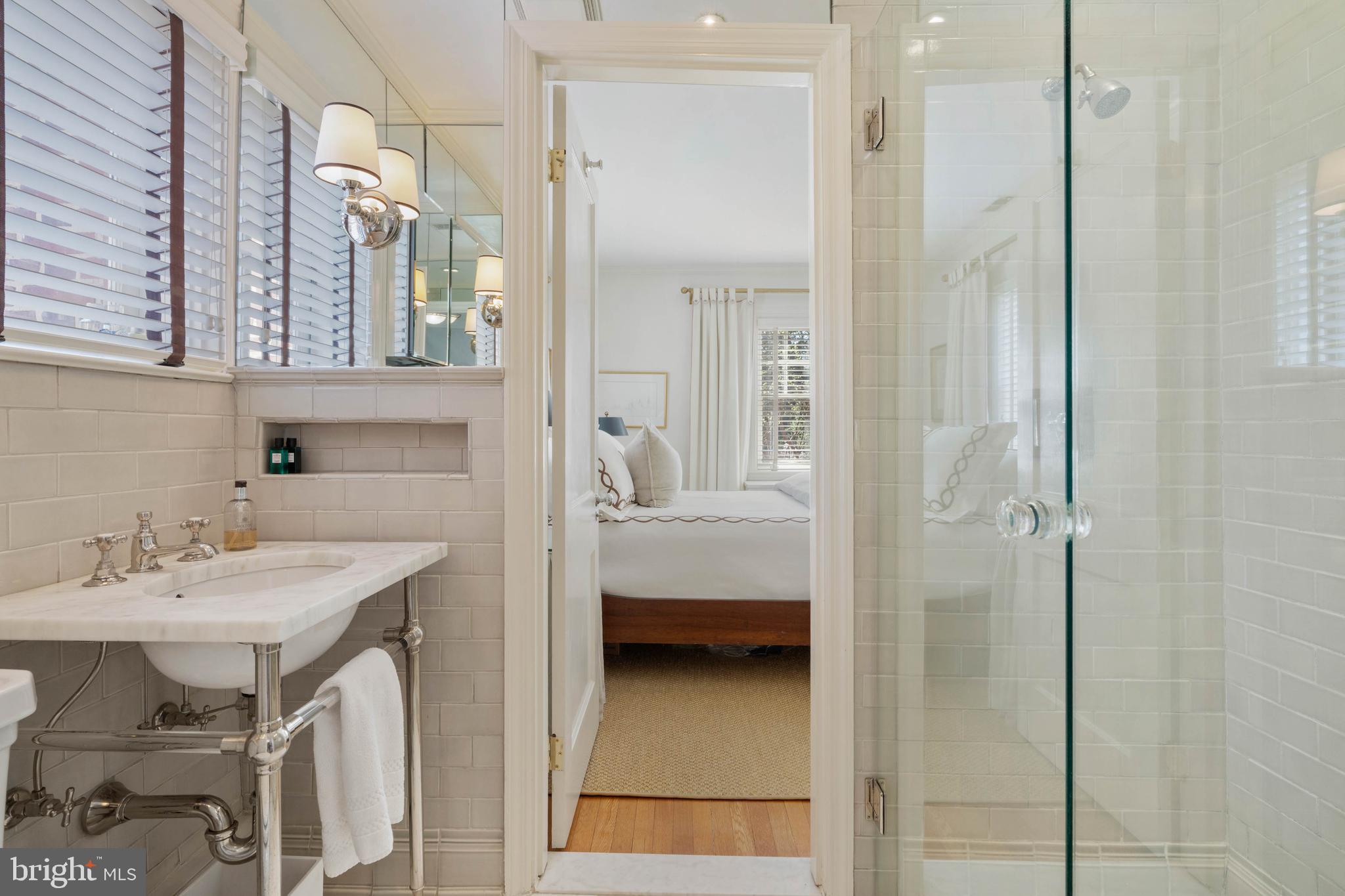 GUILFORD - Residential