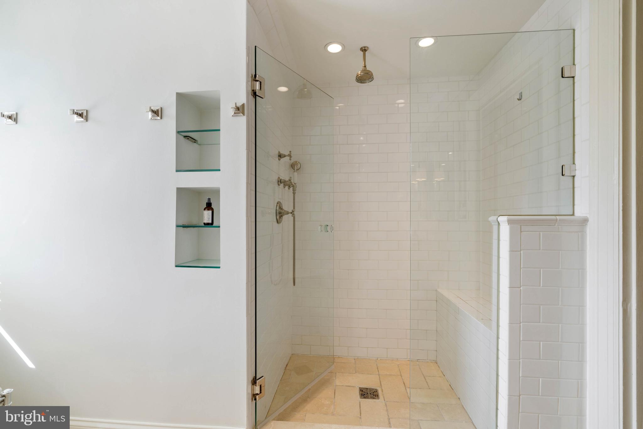 GUILFORD - Residential