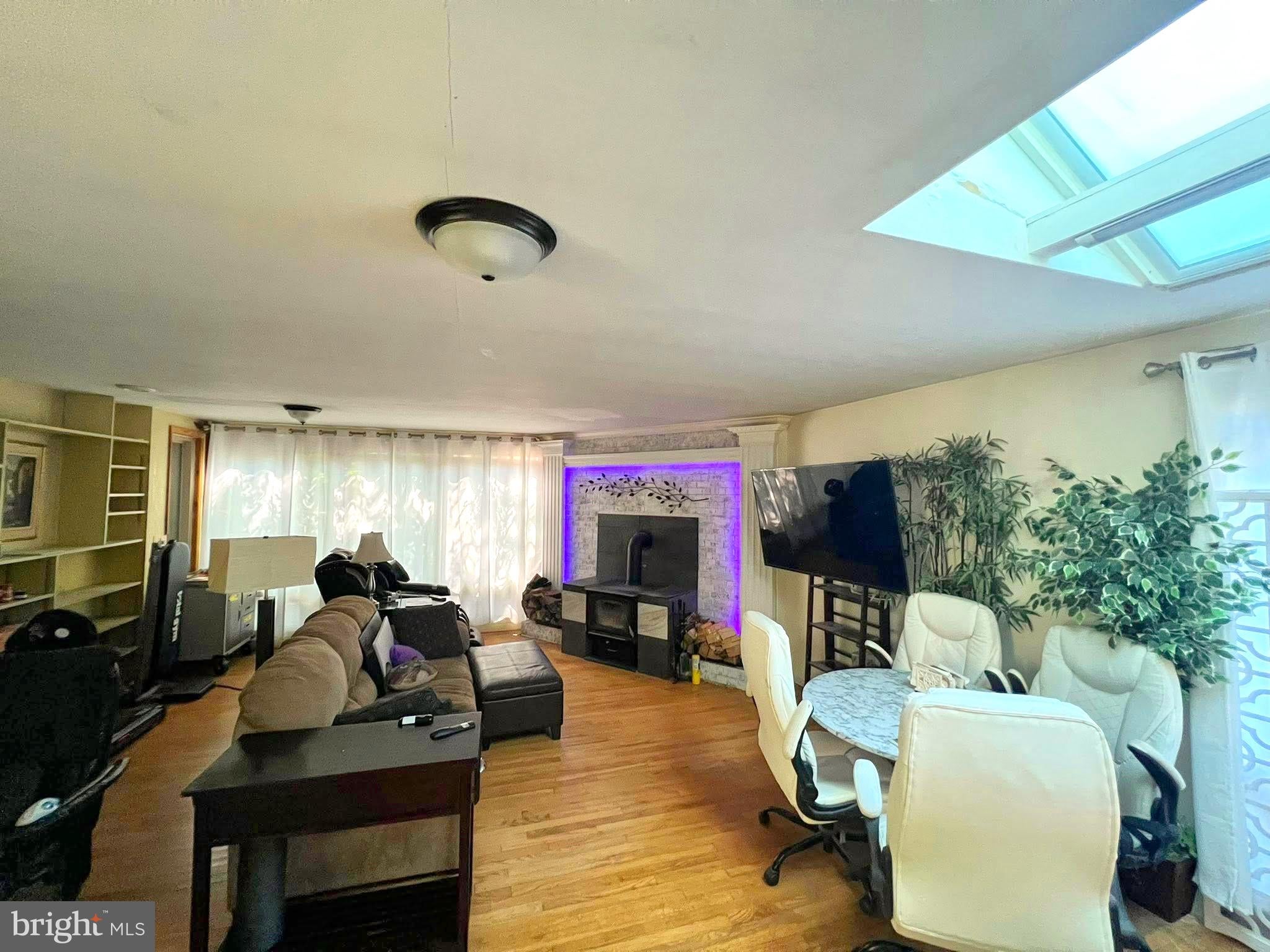 1303 SADDLEBACK ROAD