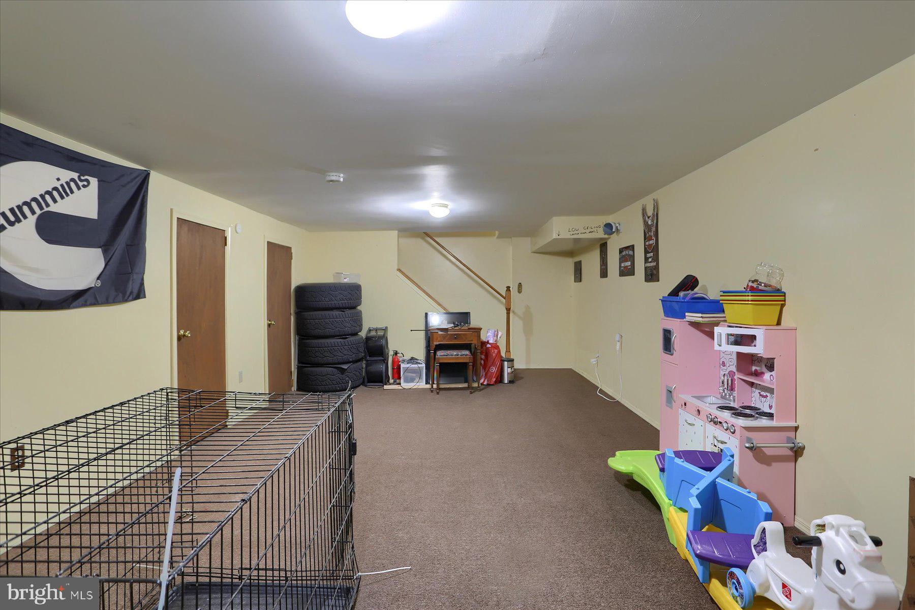 MOUNTAIN VIEW ESTATE - Residential