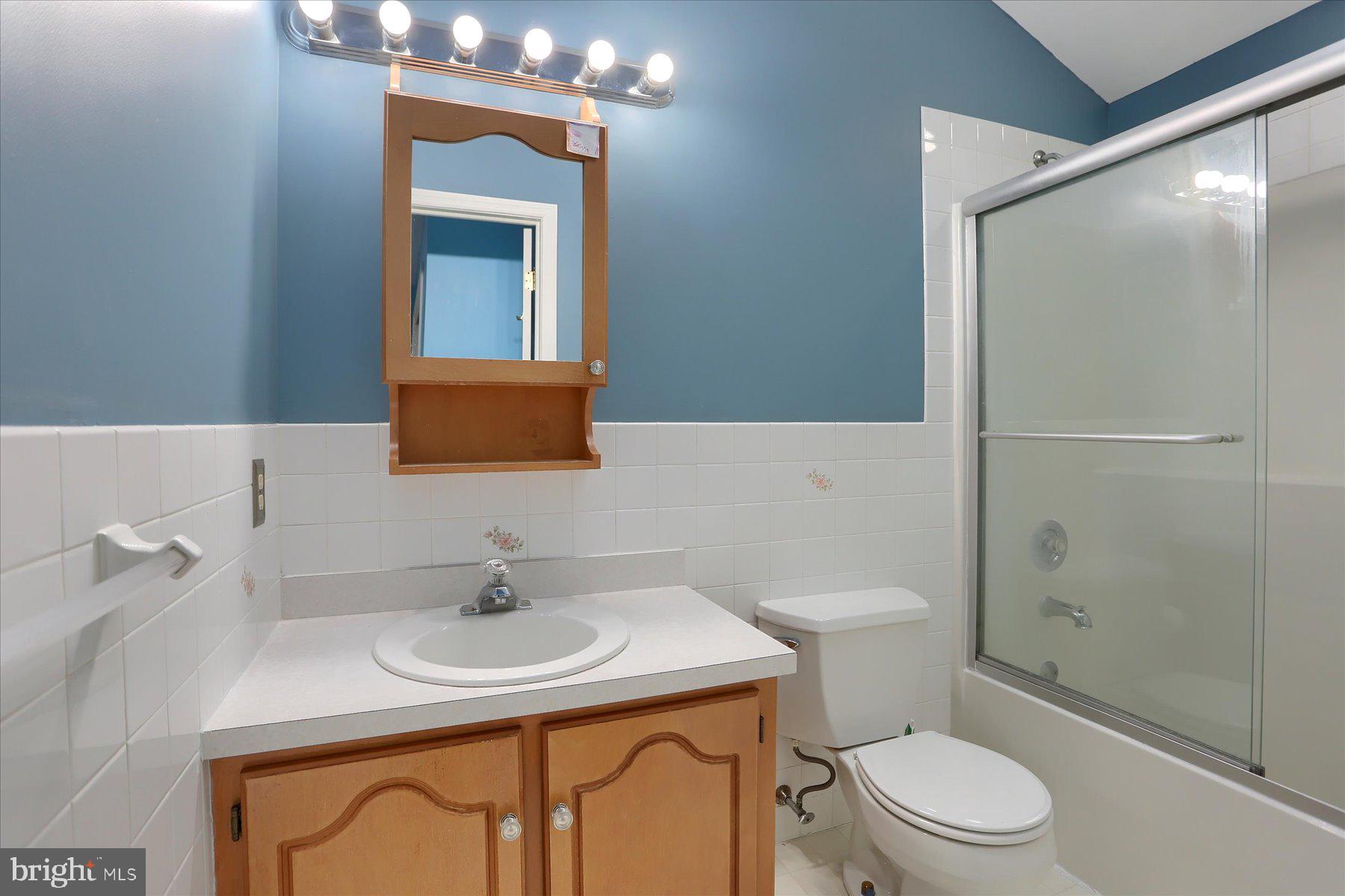 MOUNTAIN VIEW ESTATE - Residential