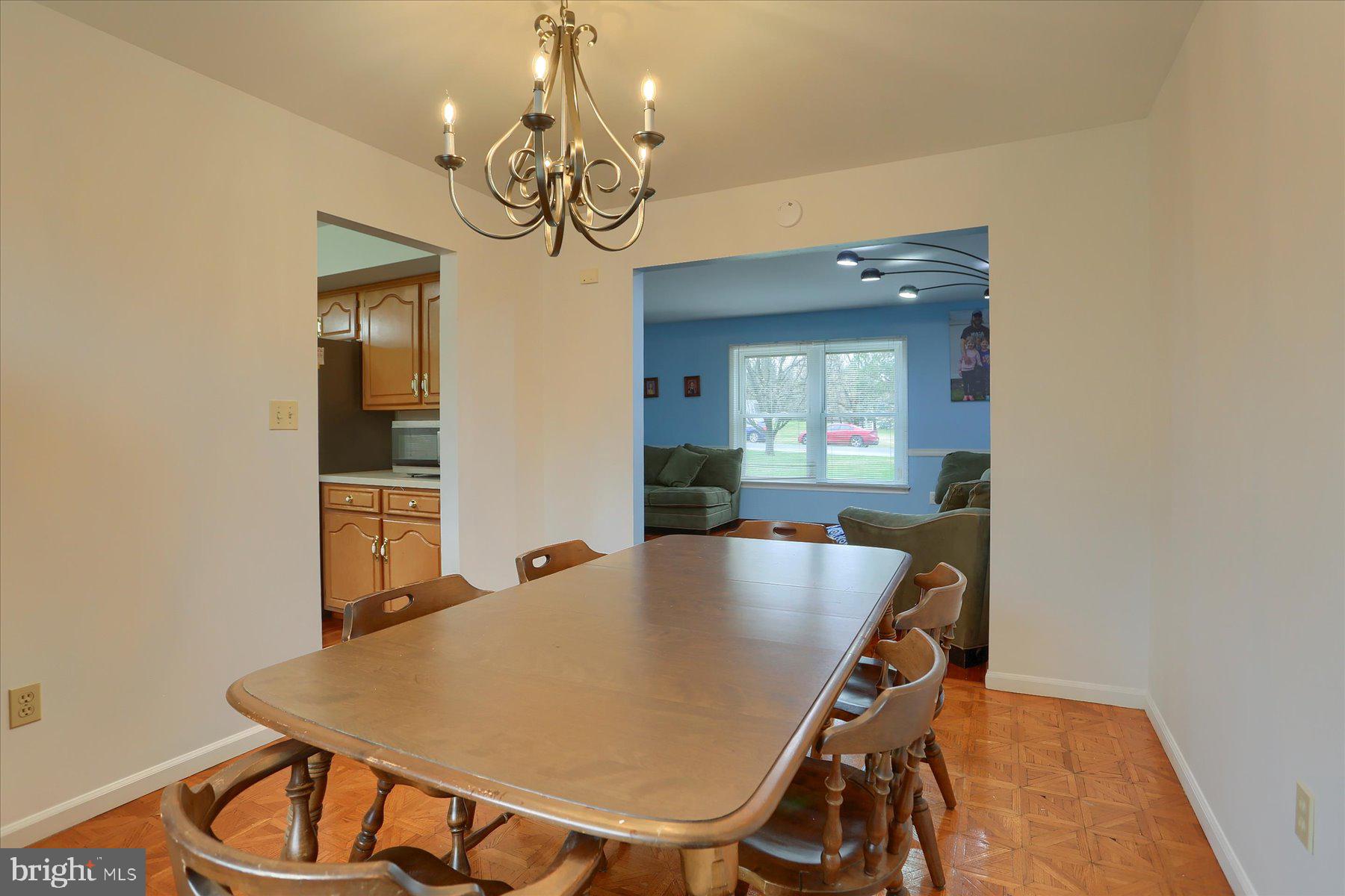 MOUNTAIN VIEW ESTATE - Residential