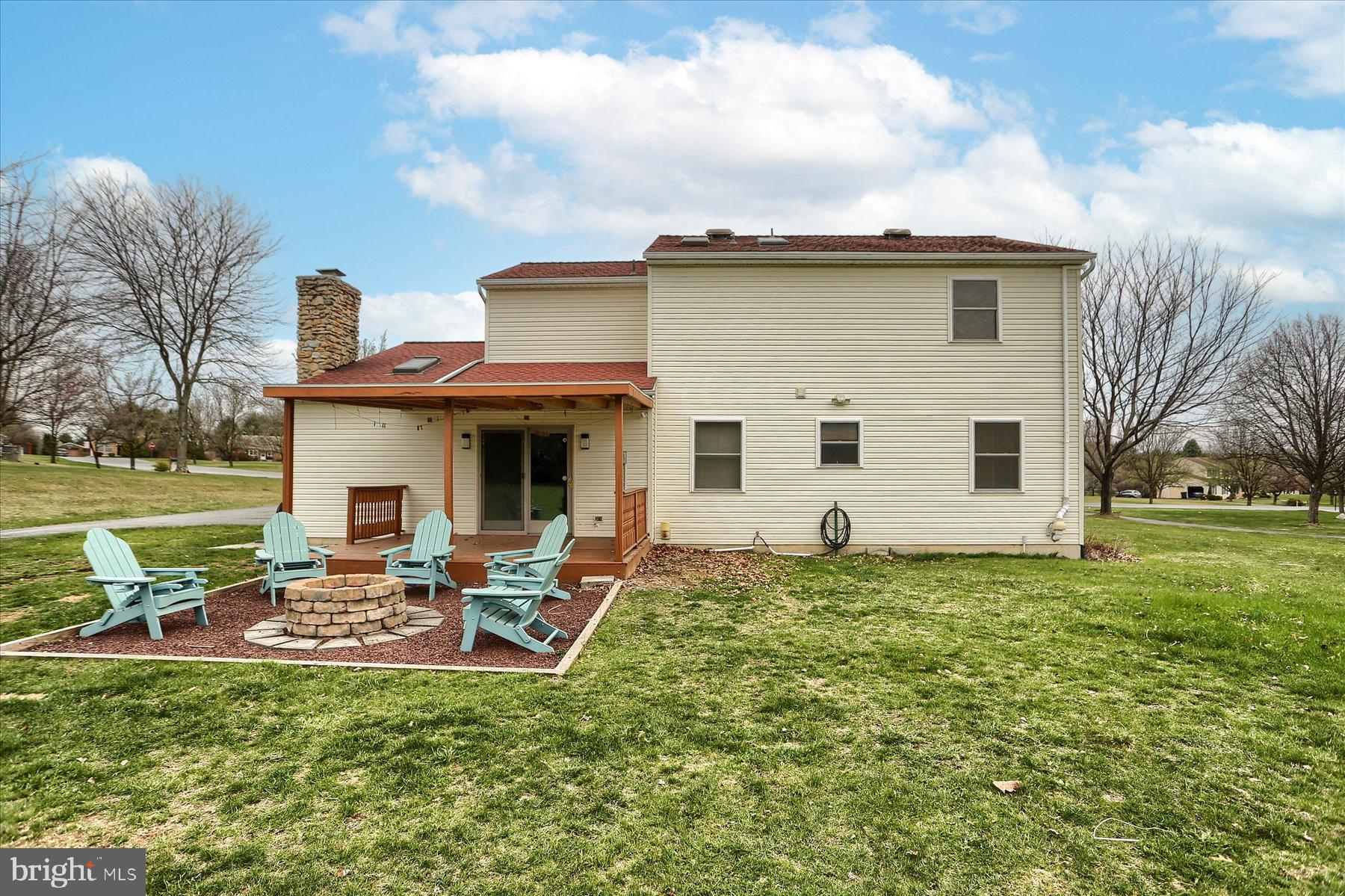 MOUNTAIN VIEW ESTATE - Residential