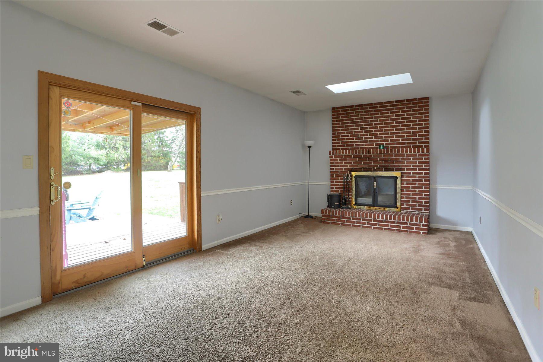 MOUNTAIN VIEW ESTATE - Residential