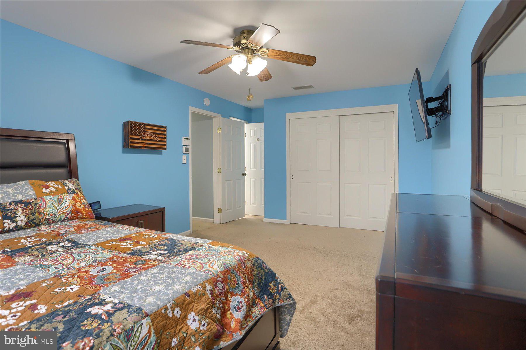 MOUNTAIN VIEW ESTATE - Residential