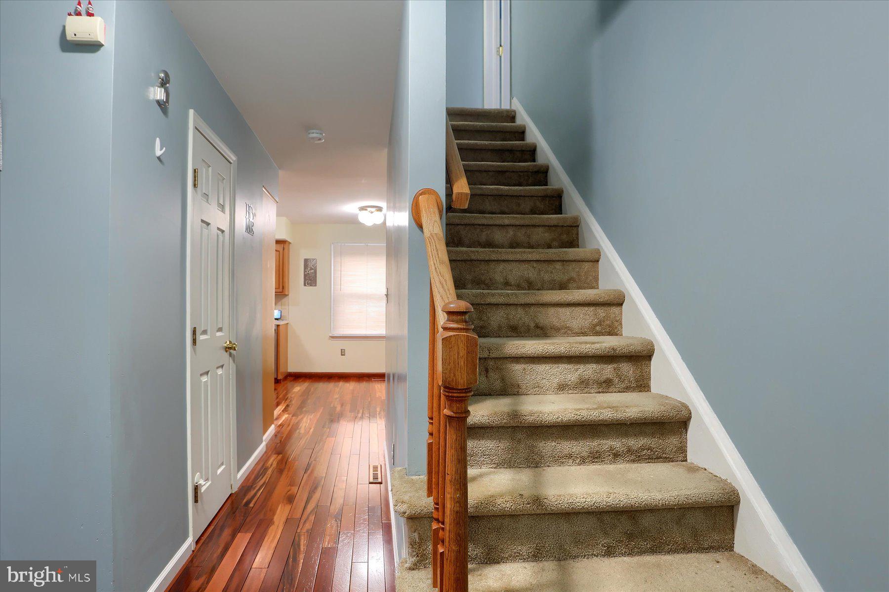 MOUNTAIN VIEW ESTATE - Residential