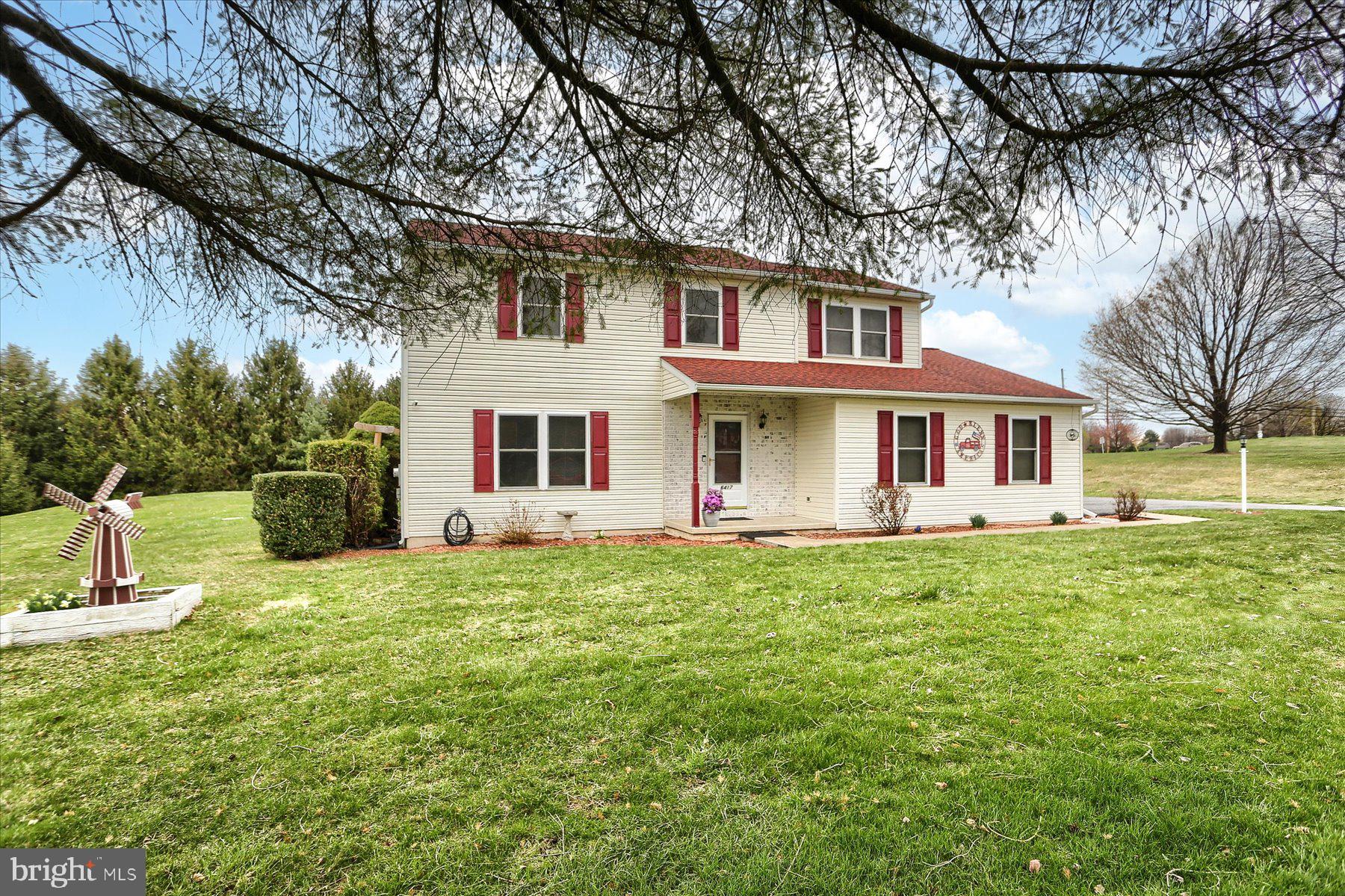 MOUNTAIN VIEW ESTATE - Residential