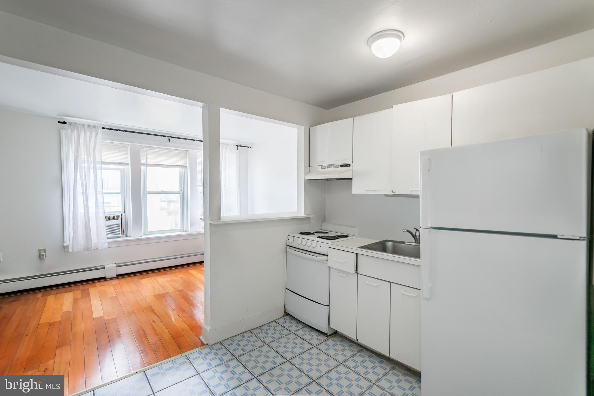 CENTER CITY - Residential Lease