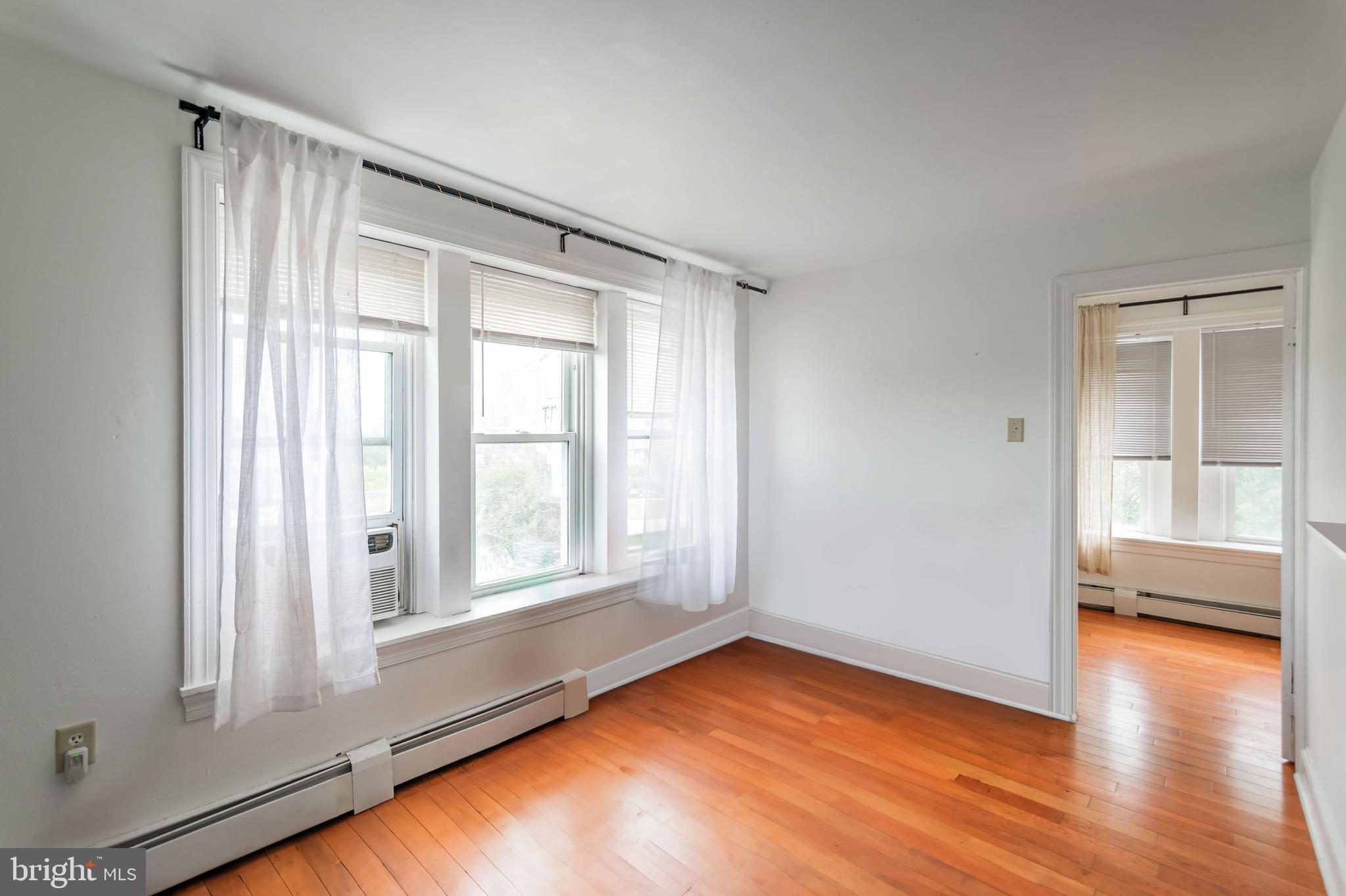 CENTER CITY - Residential Lease