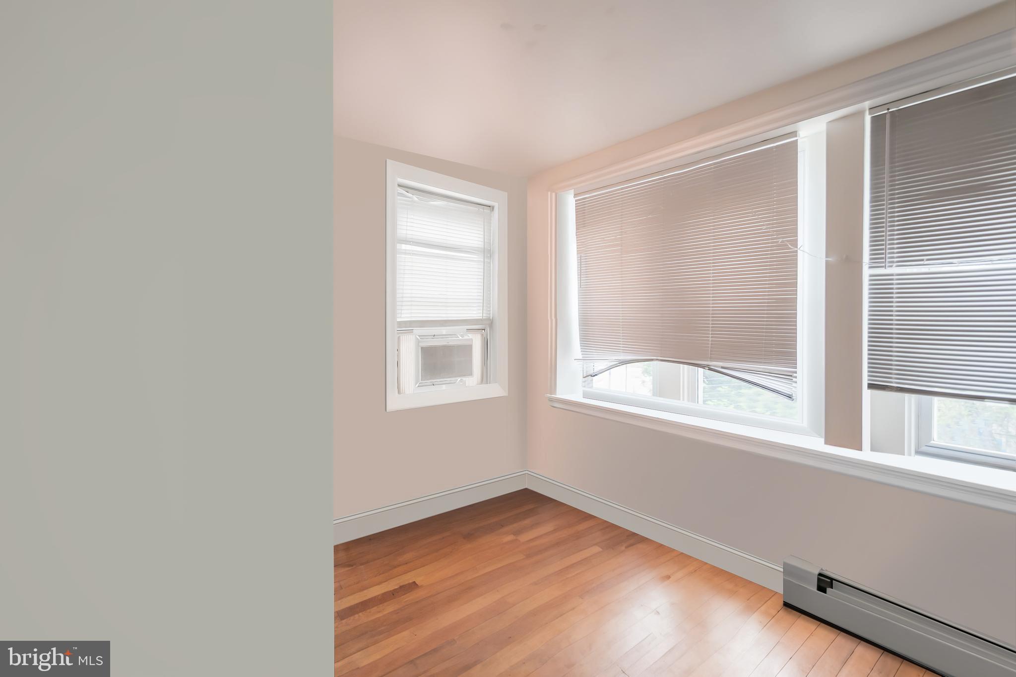 CENTER CITY - Residential Lease