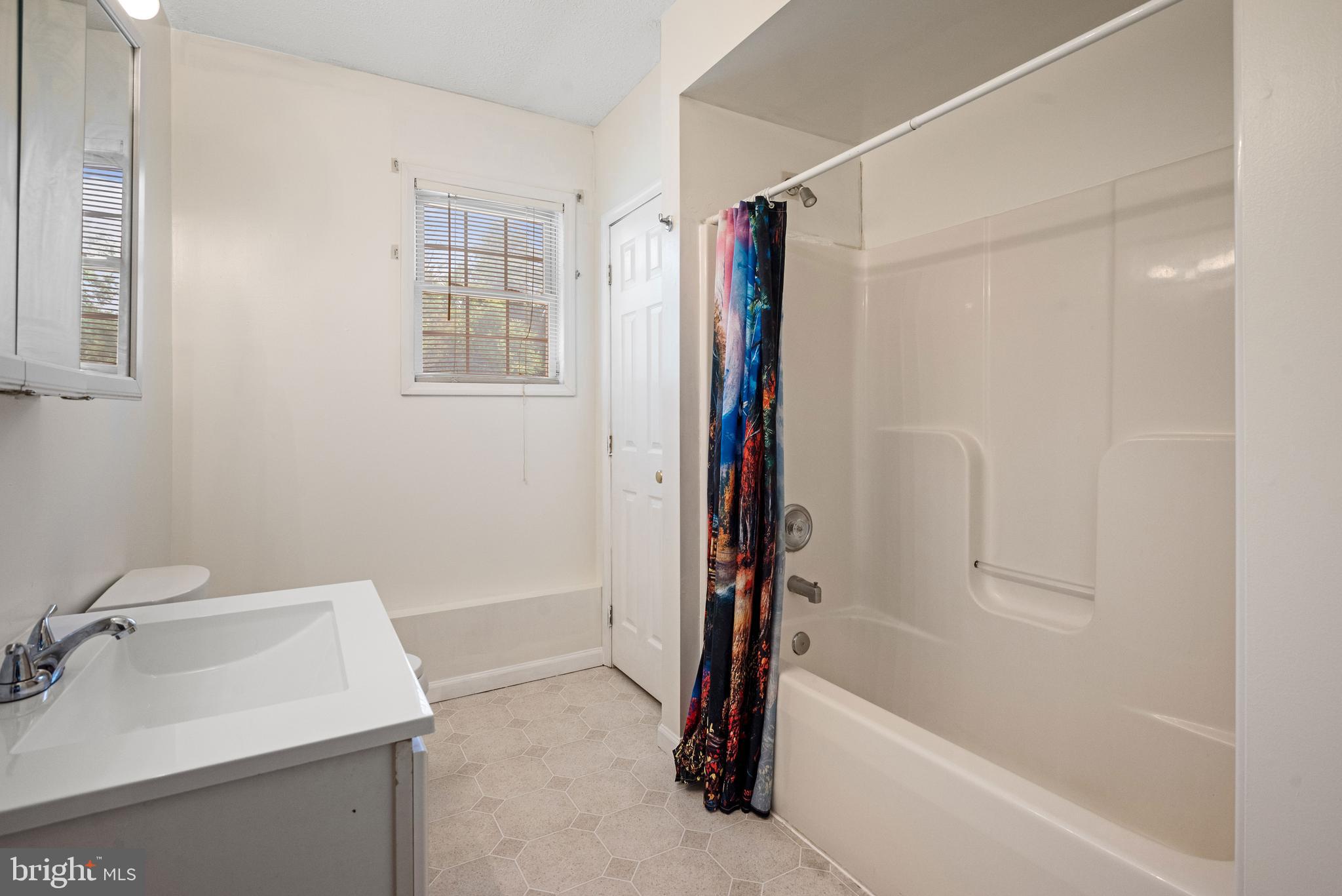 ELIZABETH STATION - Residential