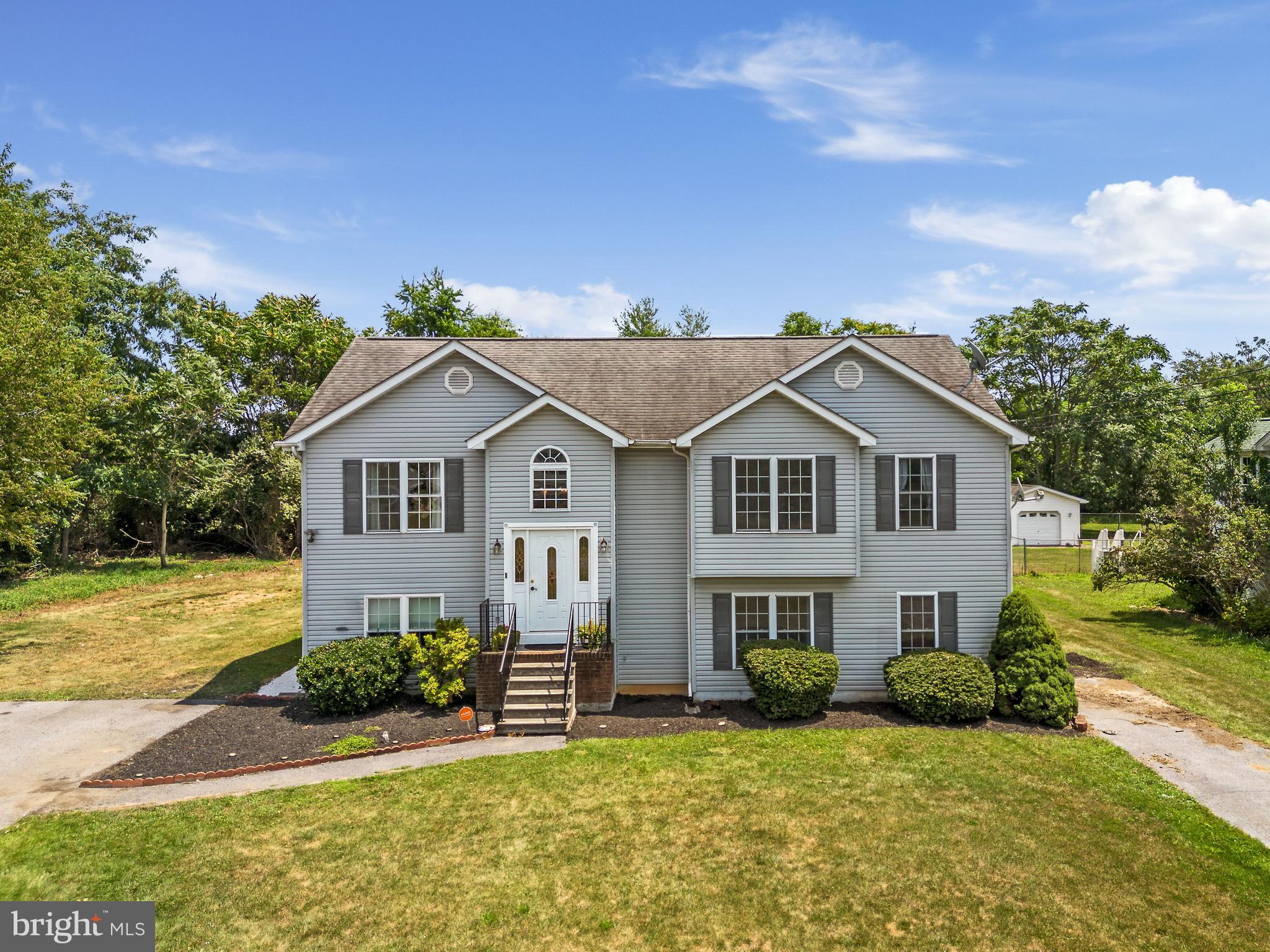 ELIZABETH STATION - Residential
