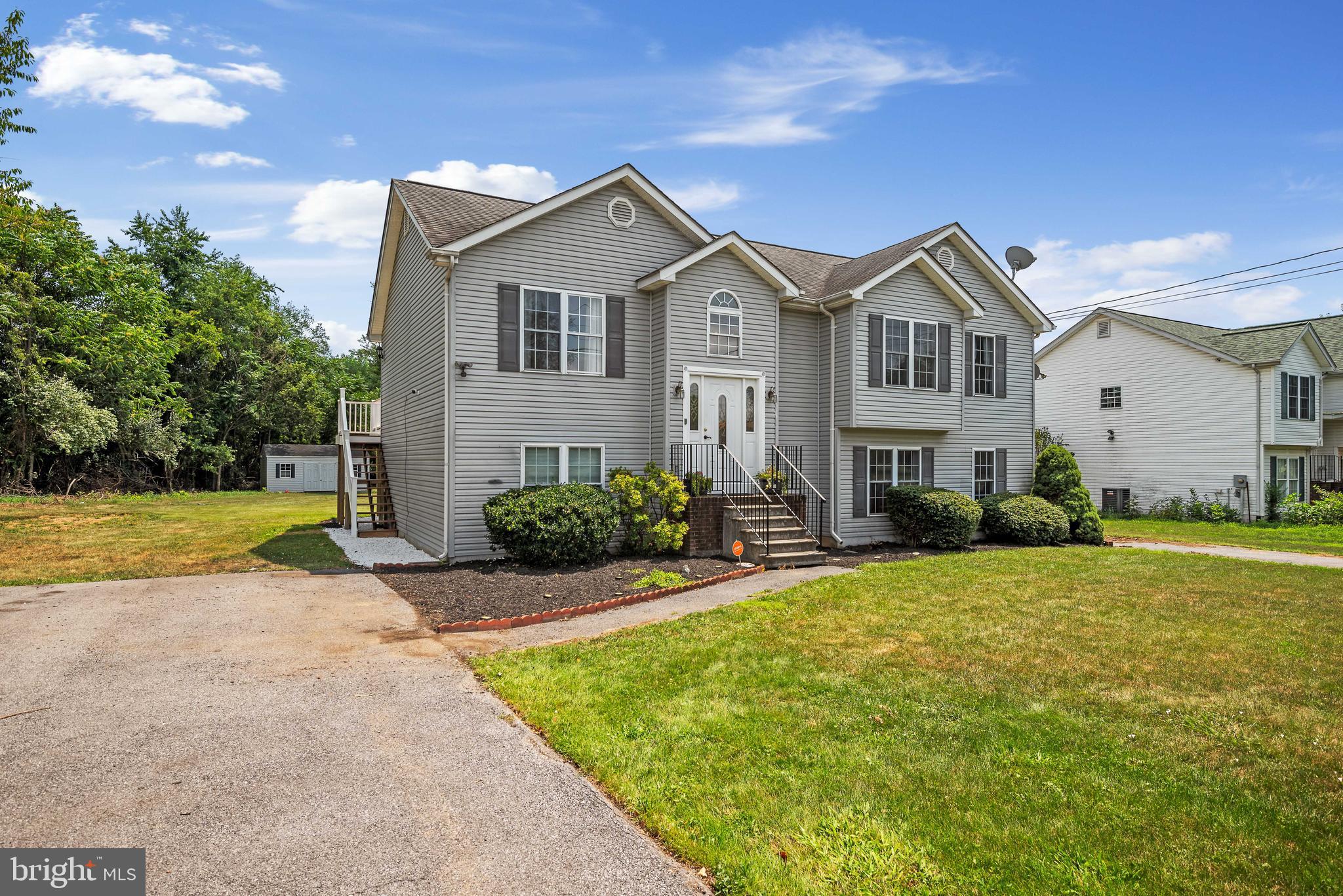 ELIZABETH STATION - Residential