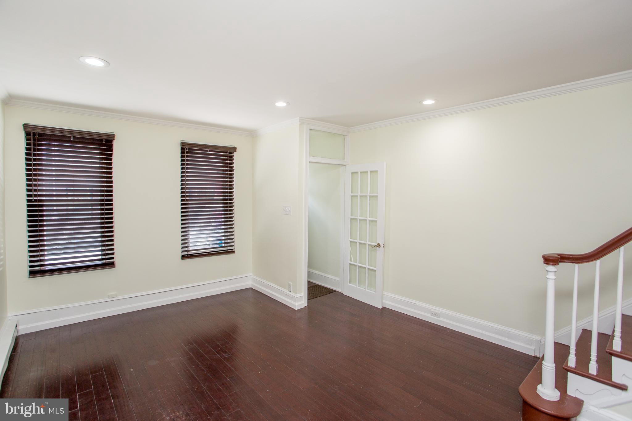POINT BREEZE - Residential