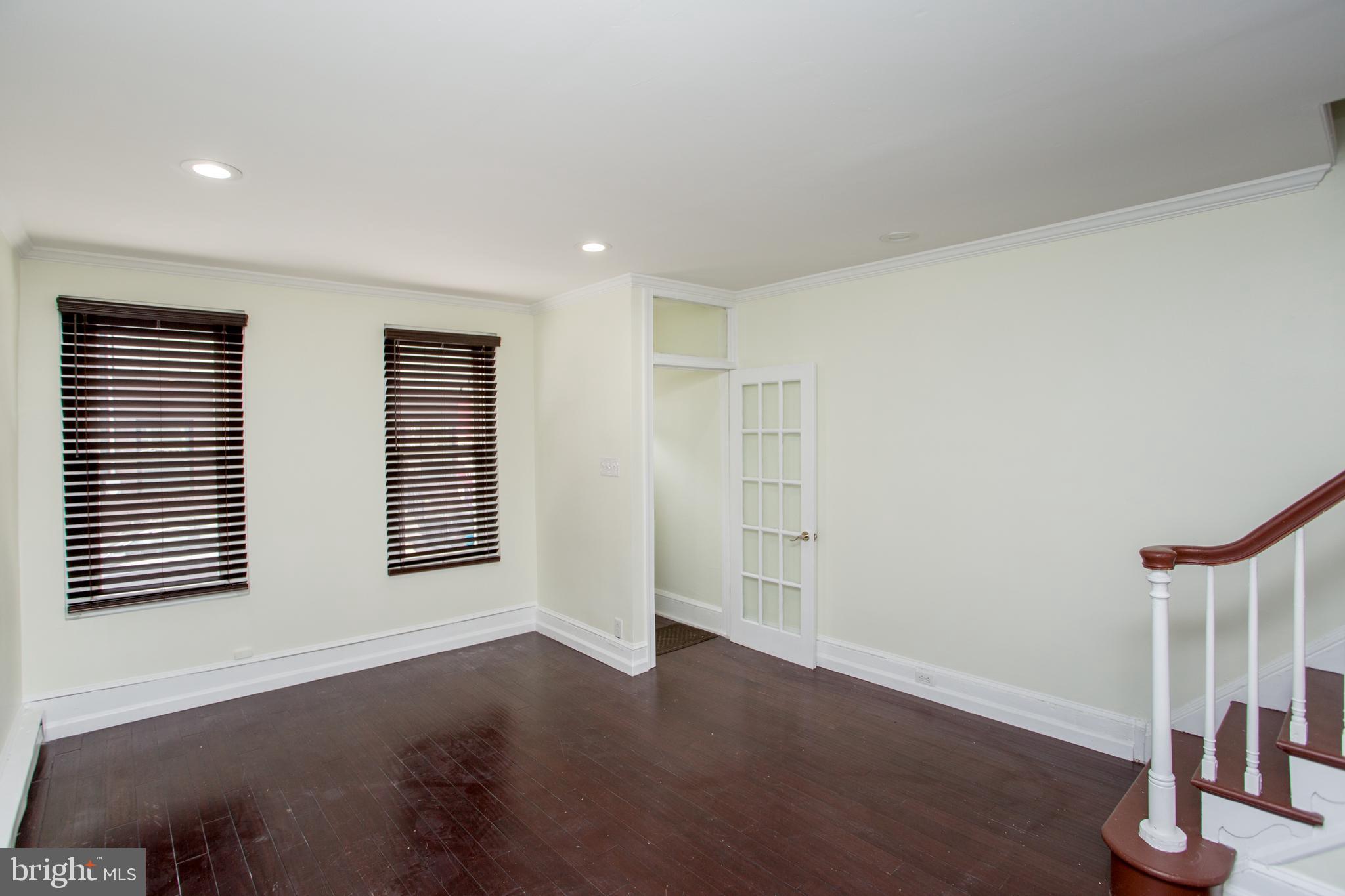 POINT BREEZE - Residential