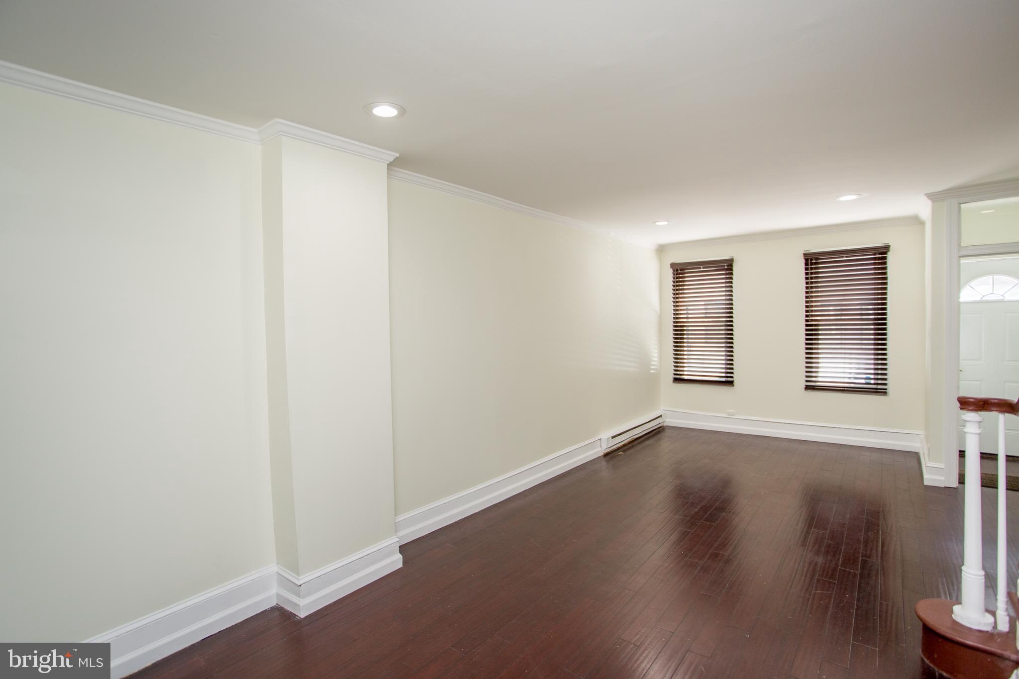 POINT BREEZE - Residential