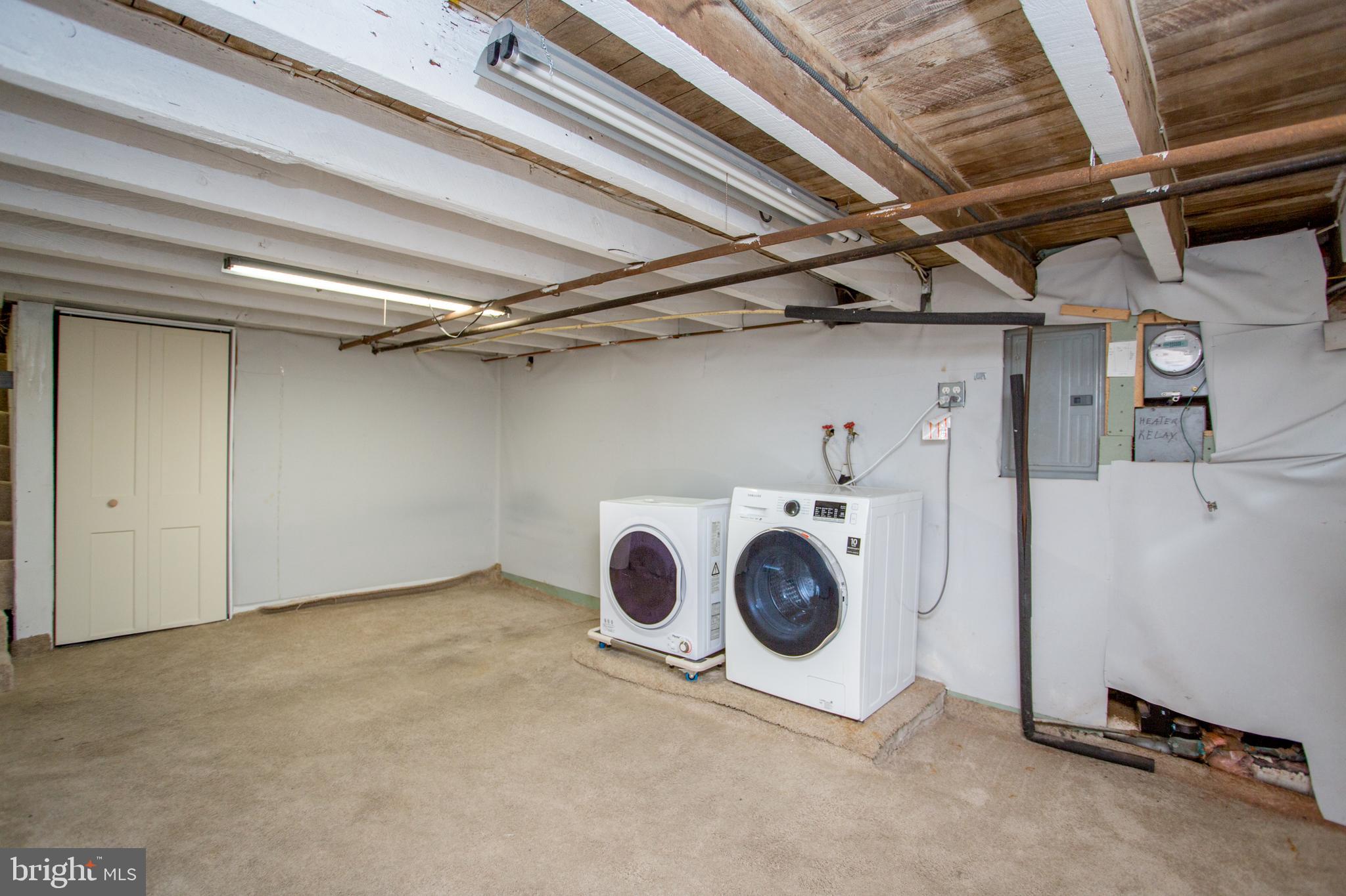 POINT BREEZE - Residential