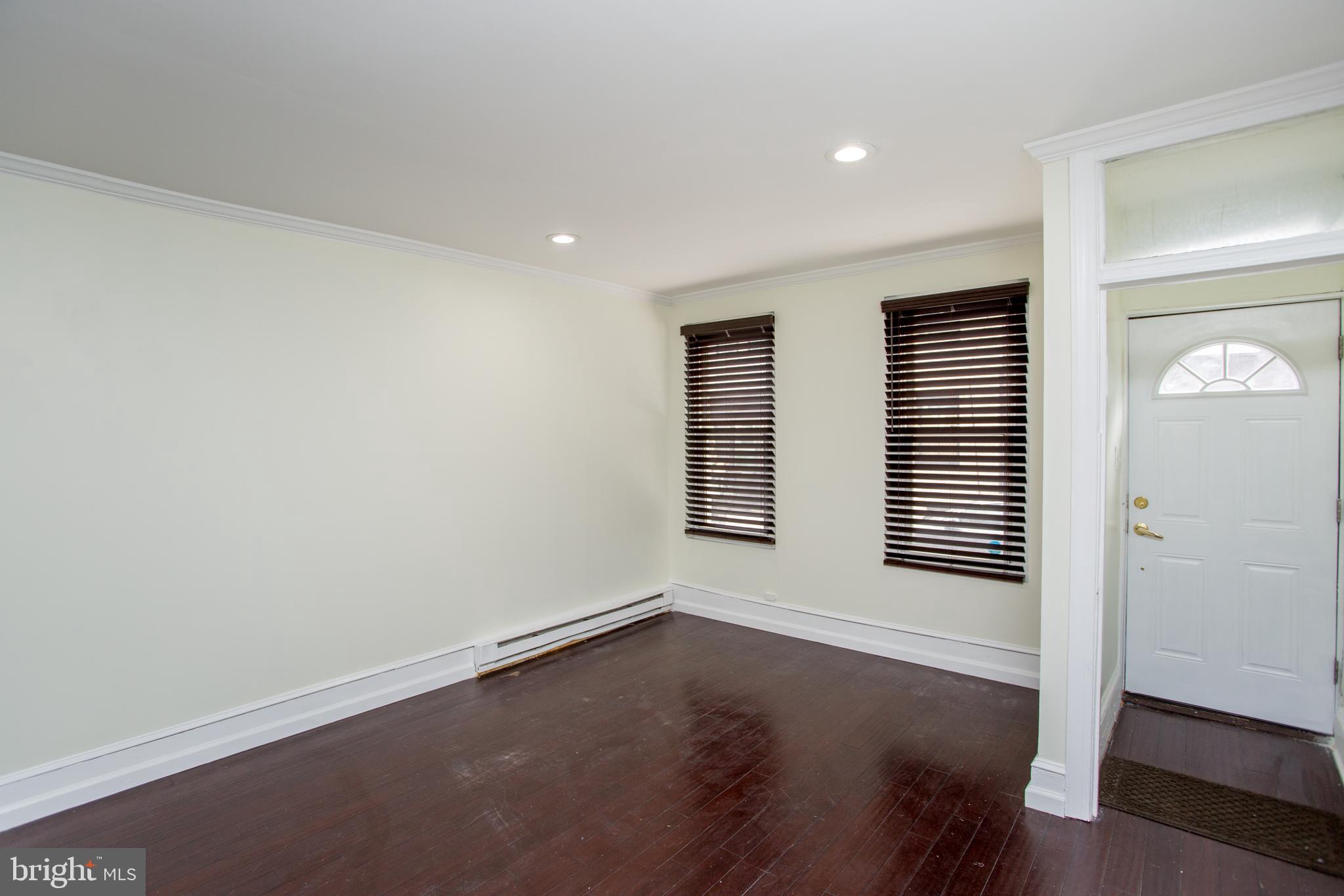 POINT BREEZE - Residential