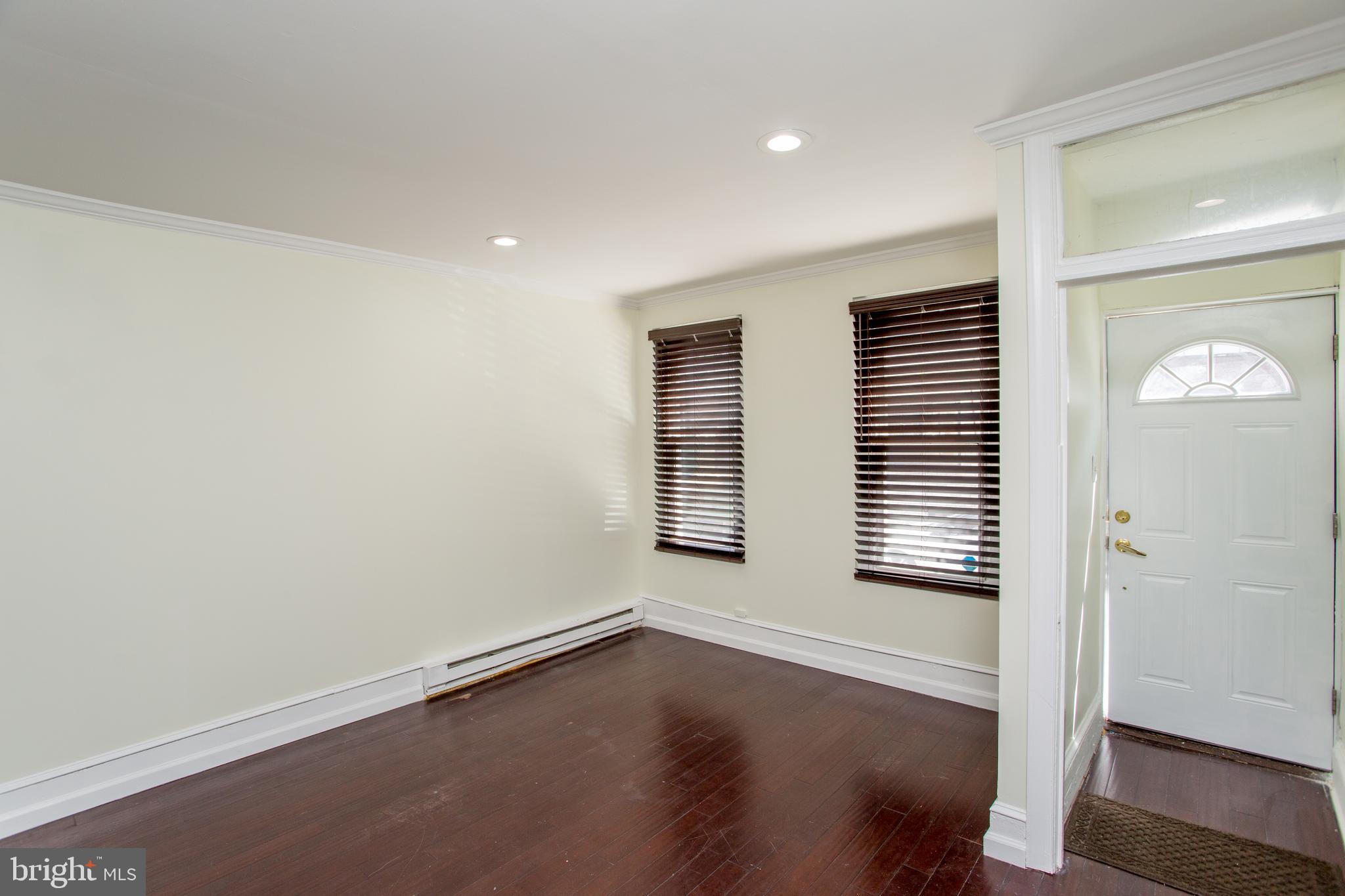 POINT BREEZE - Residential