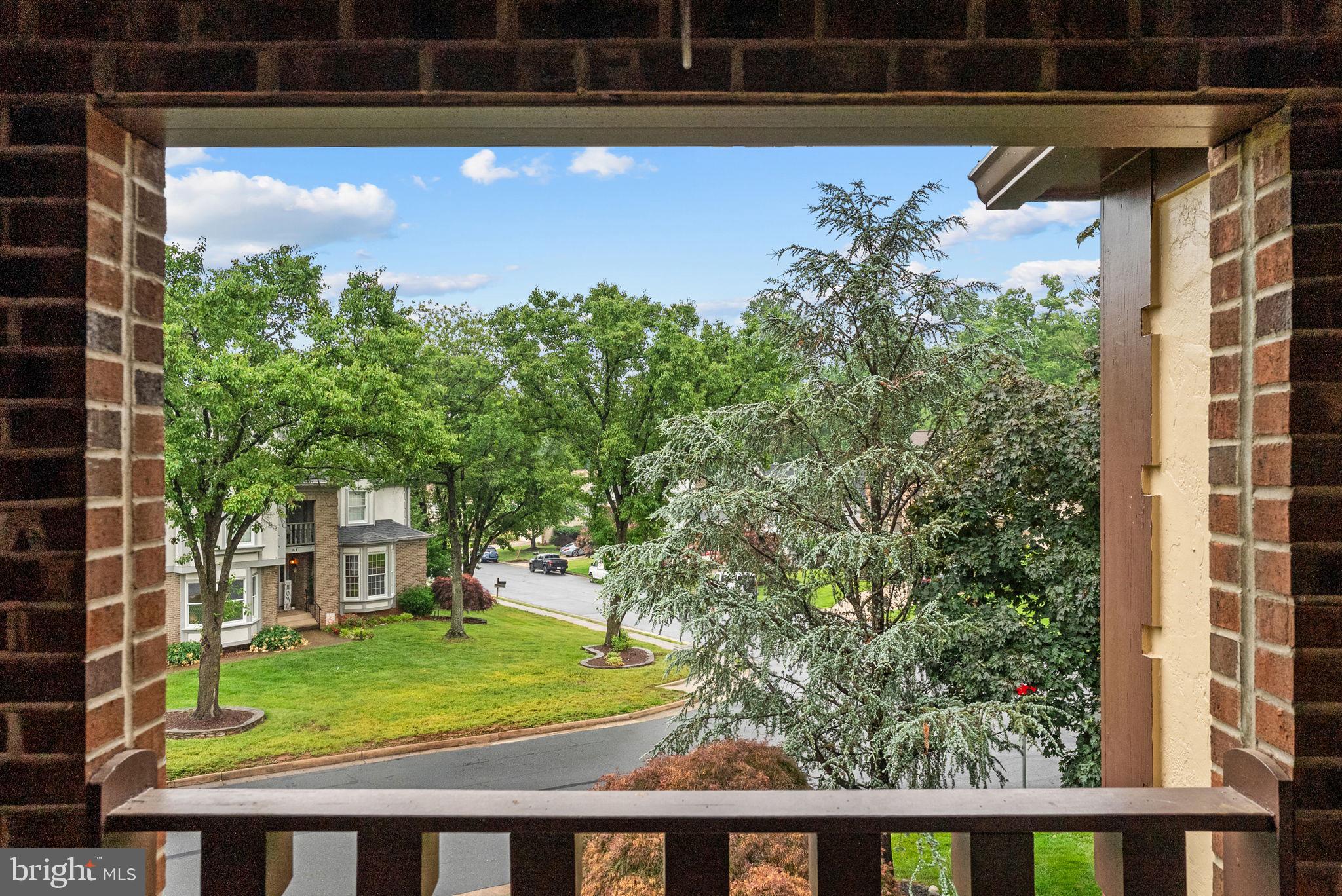 COUNTRYSIDE - Residential