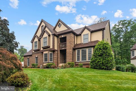 Photo of 36 Rutherford Circle, STERLING, VA 20165 (MLS # VALO2123780)