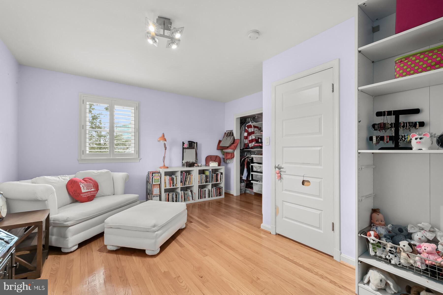 KENWOOD - Residential