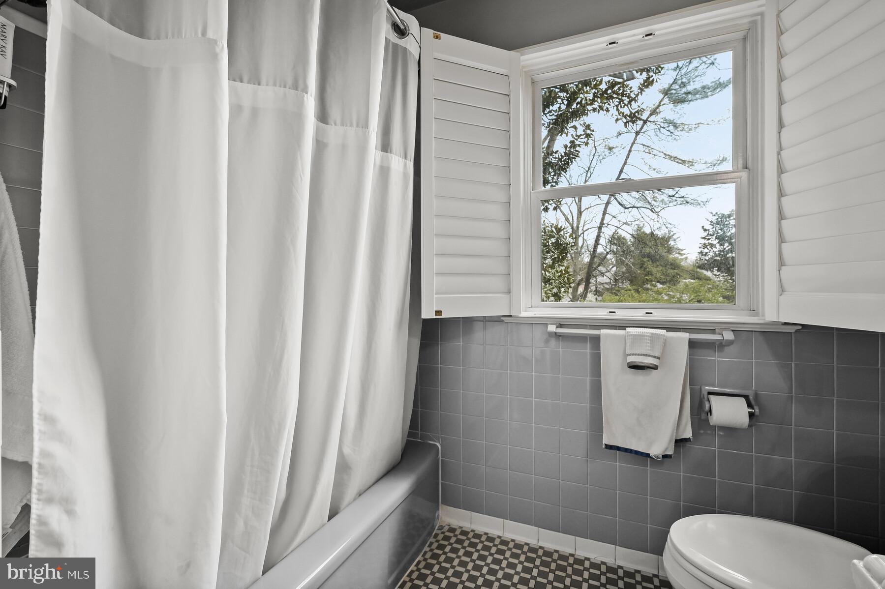 KENWOOD - Residential