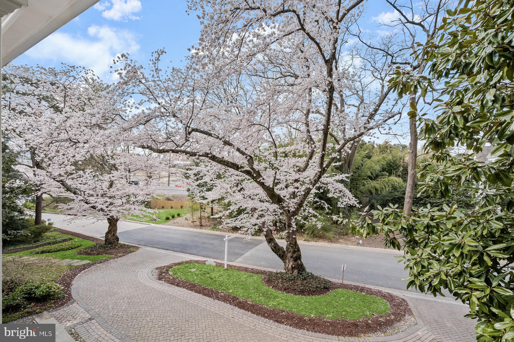 KENWOOD - Residential