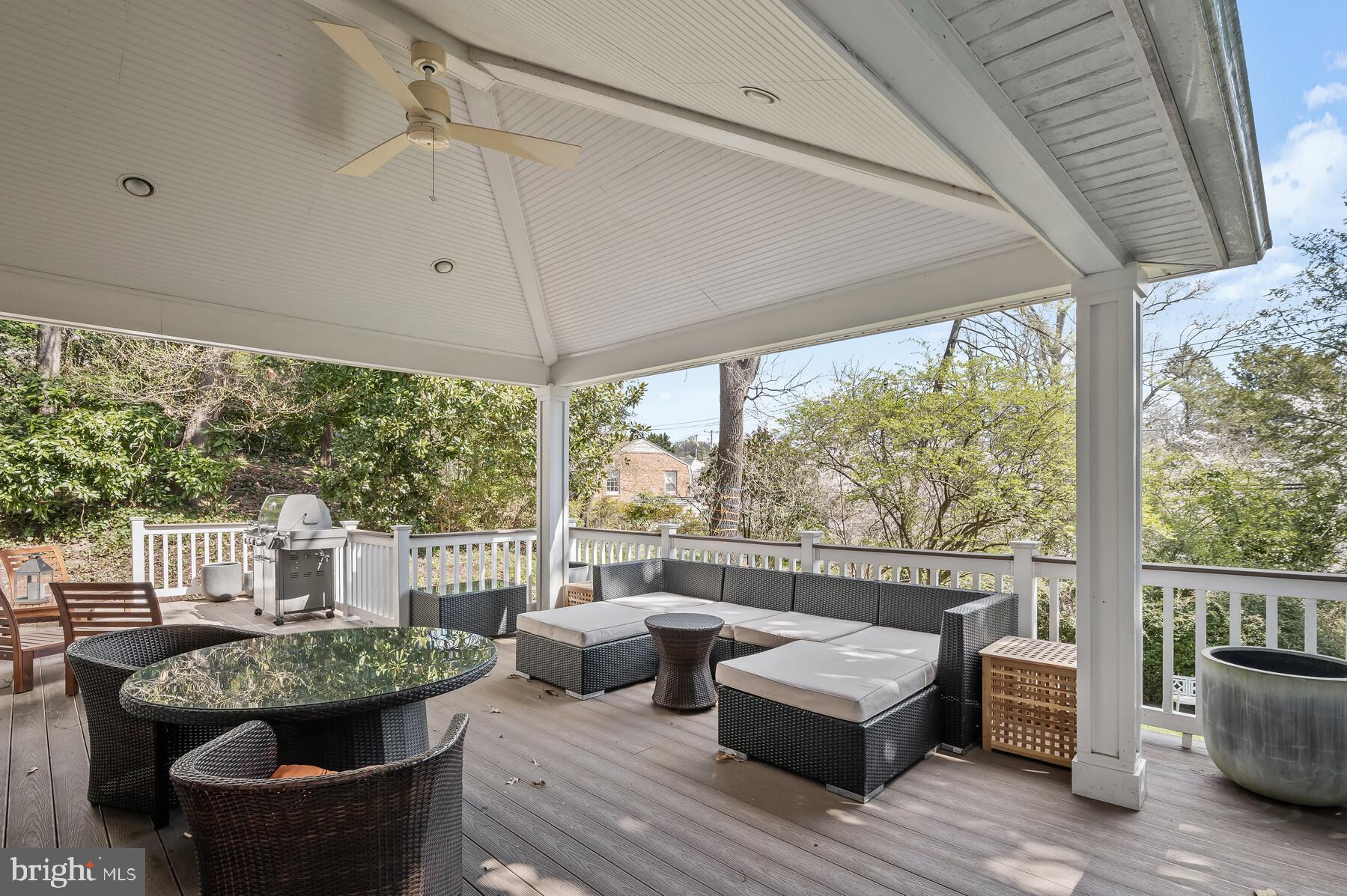 KENWOOD - Residential