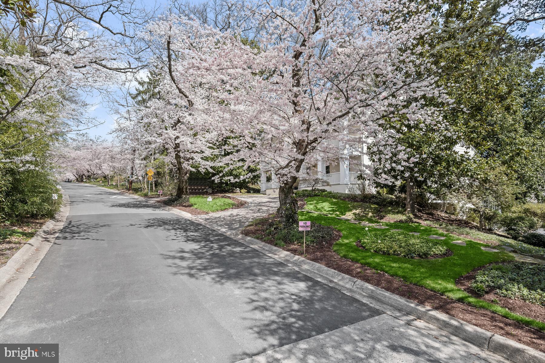 KENWOOD - Residential