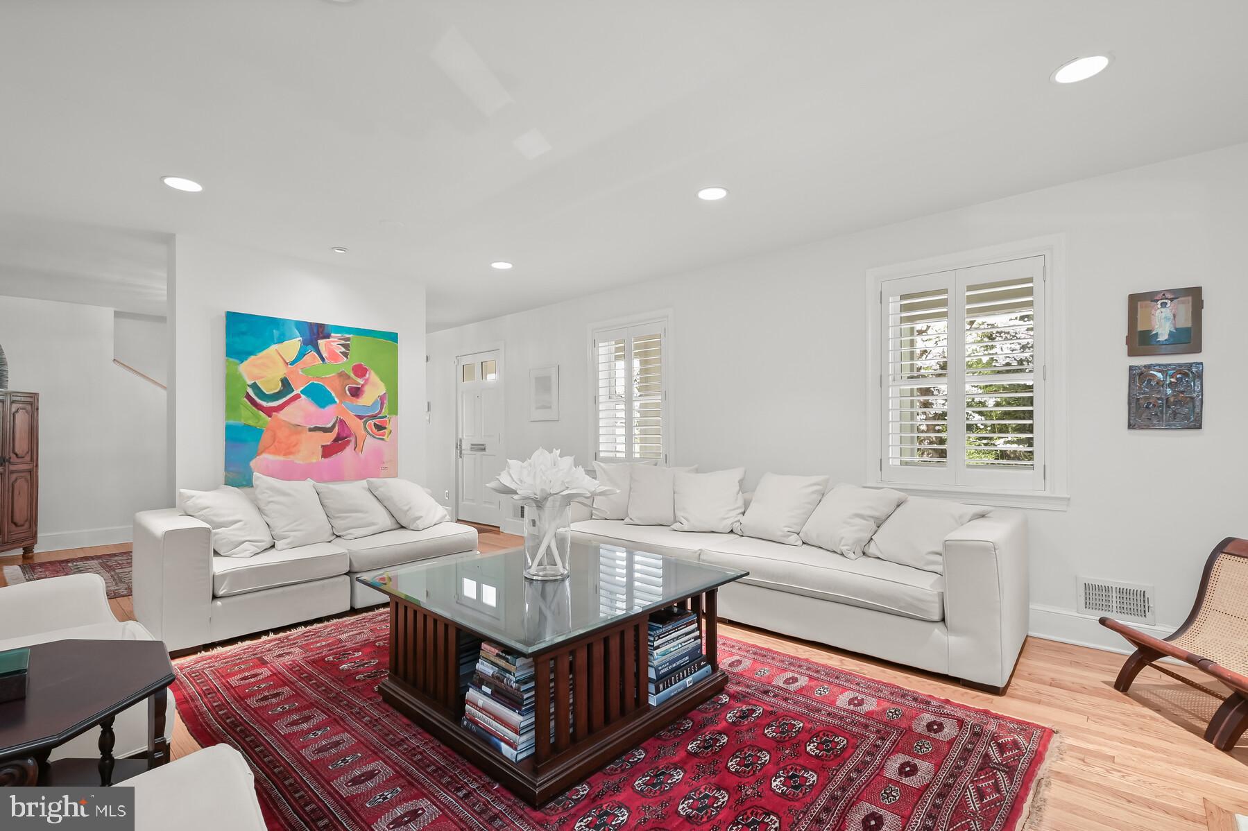 KENWOOD - Residential