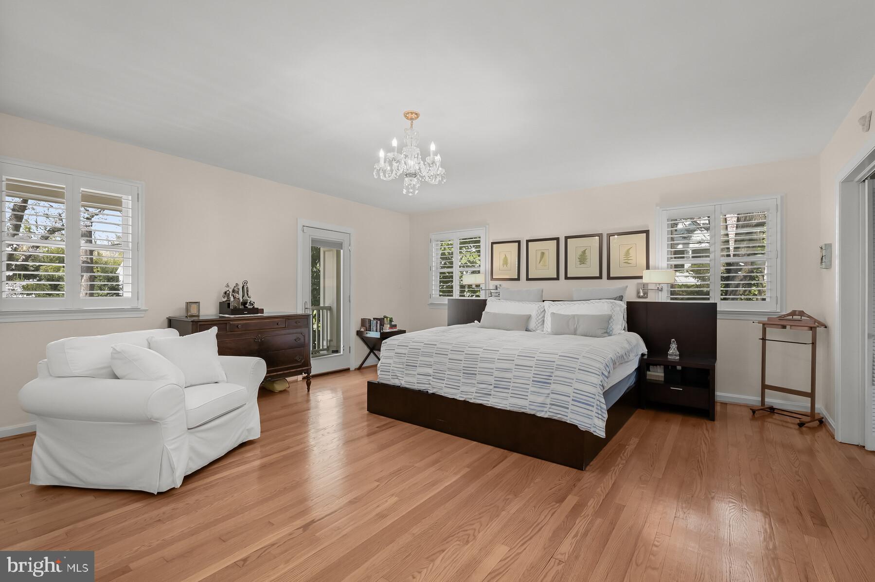 KENWOOD - Residential