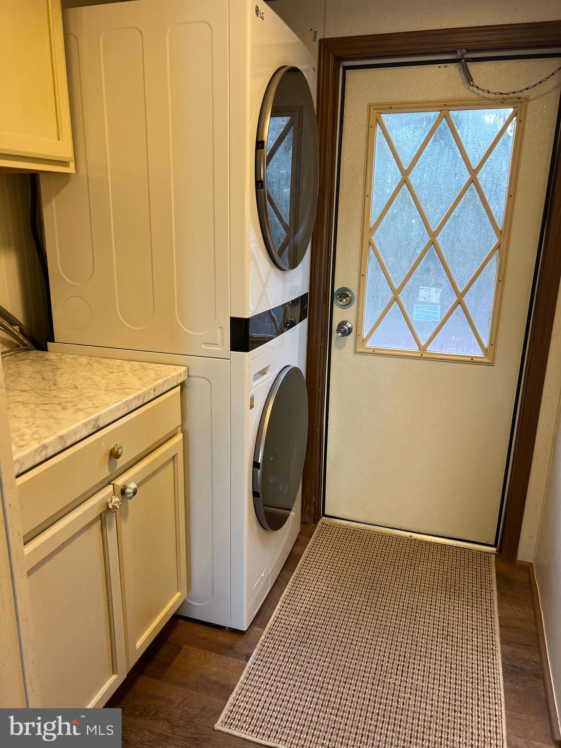 HEBRON WOODS - Residential