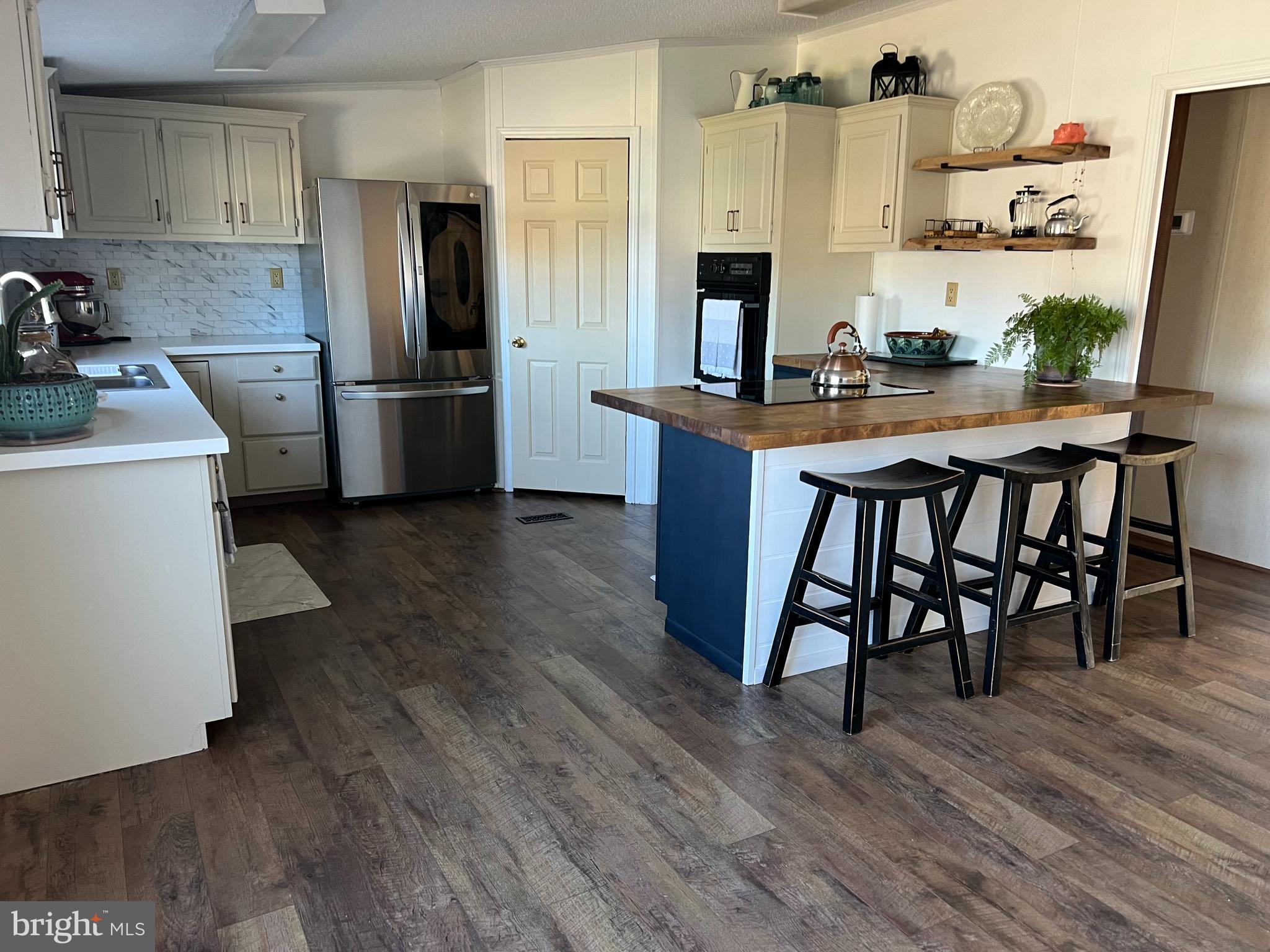 HEBRON WOODS - Residential