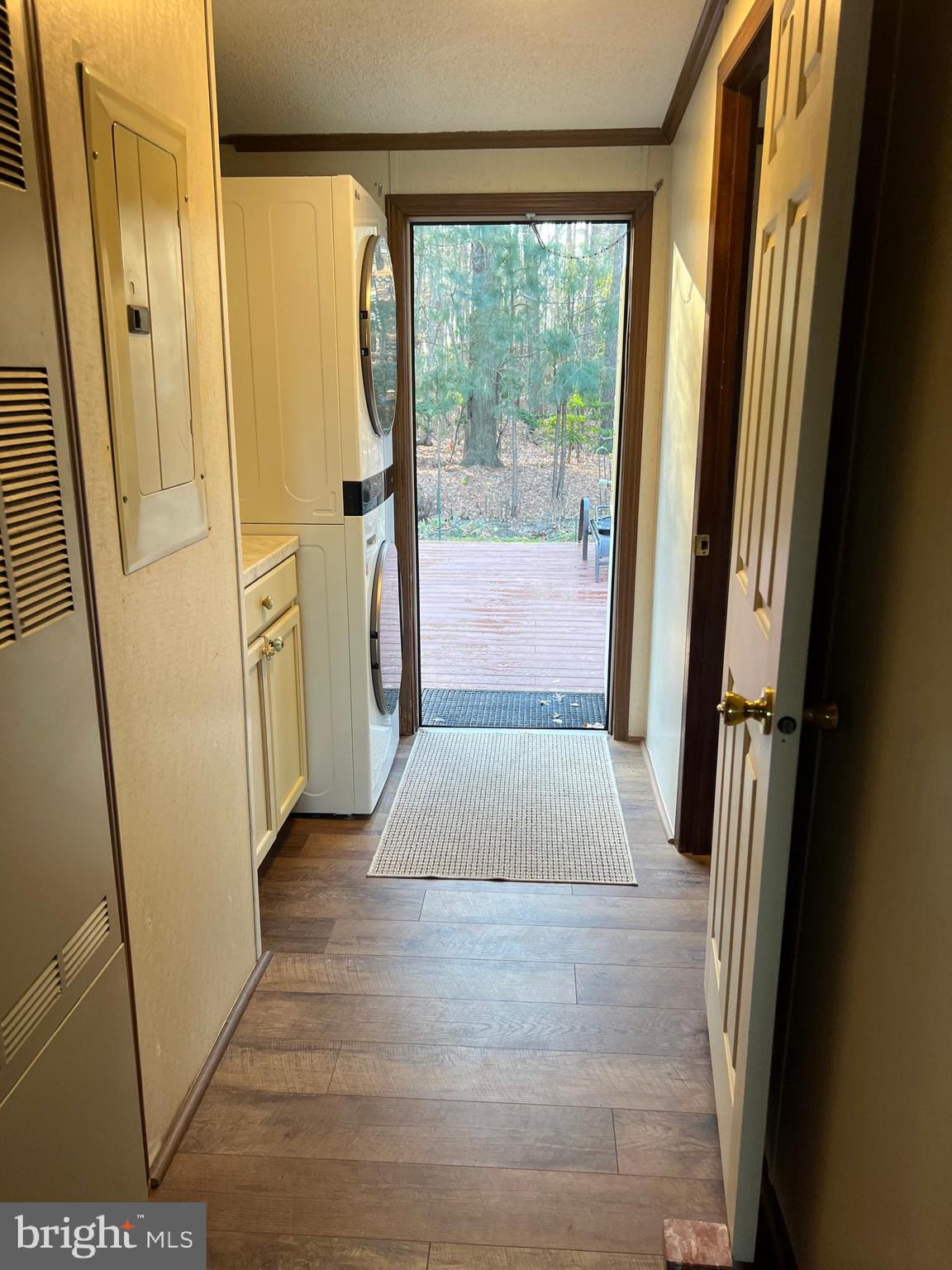 HEBRON WOODS - Residential